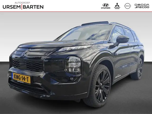 Mitsubishi Outlander PHEV Black Edition | 20'' LM Velgen | Buitenspiege