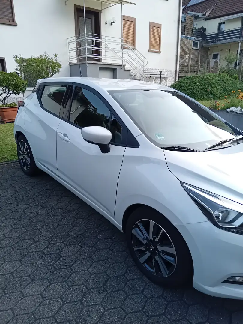 Nissan Micra Weiß - 1