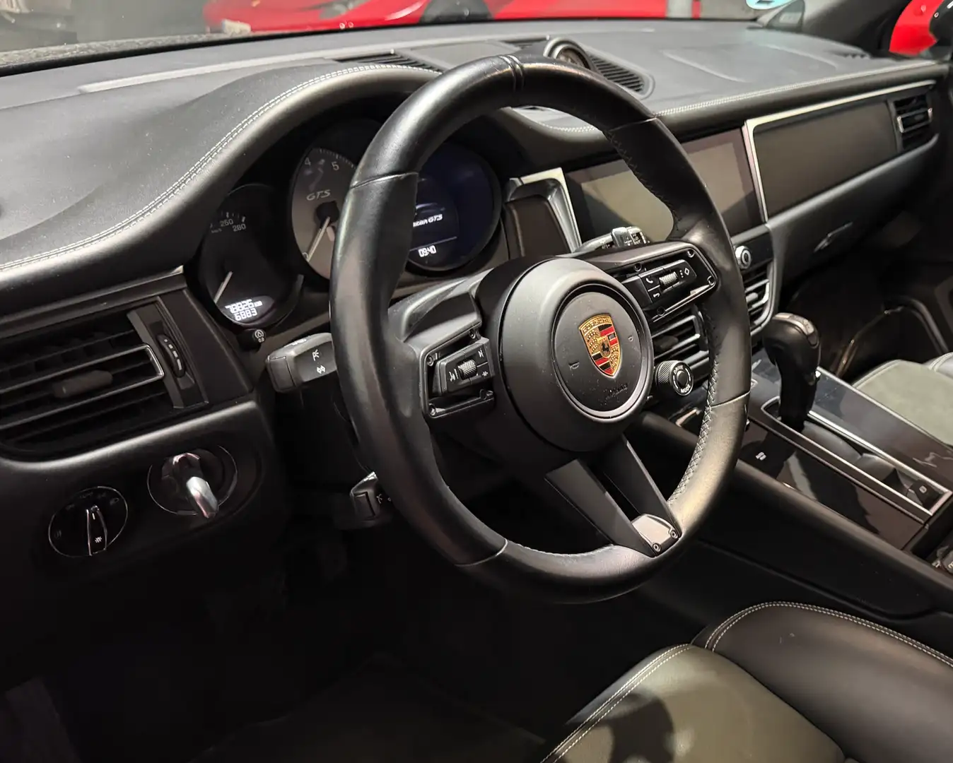 Porsche Macan GTS Aut. - 2
