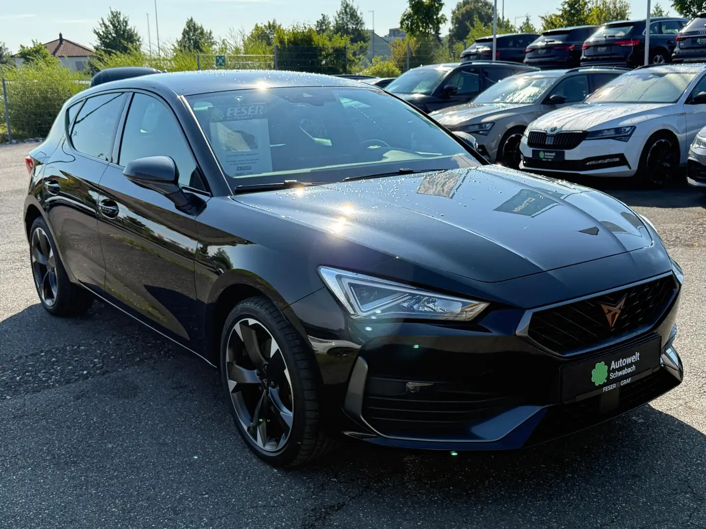 CUPRA Leon 1.4 eTSI LED NAVI SHZ PDC Schwarz - 2
