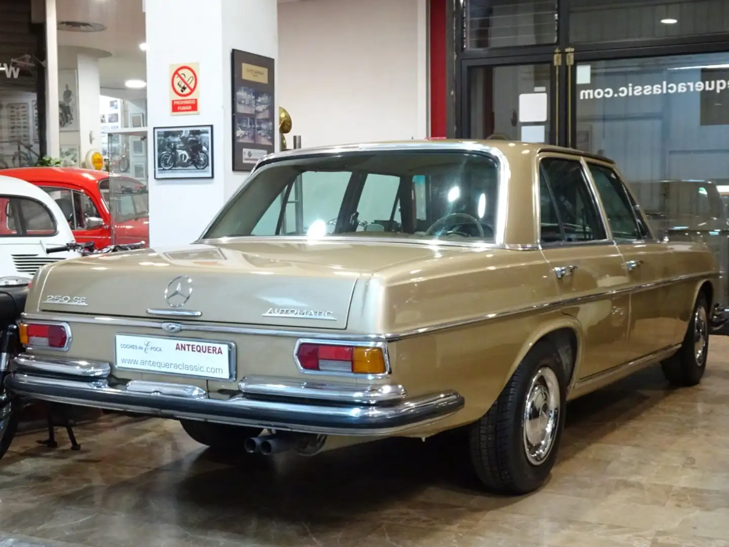 Mercedes-Benz MERCEDES-BENZ 250 S (108) Berlina  Automático de - 2