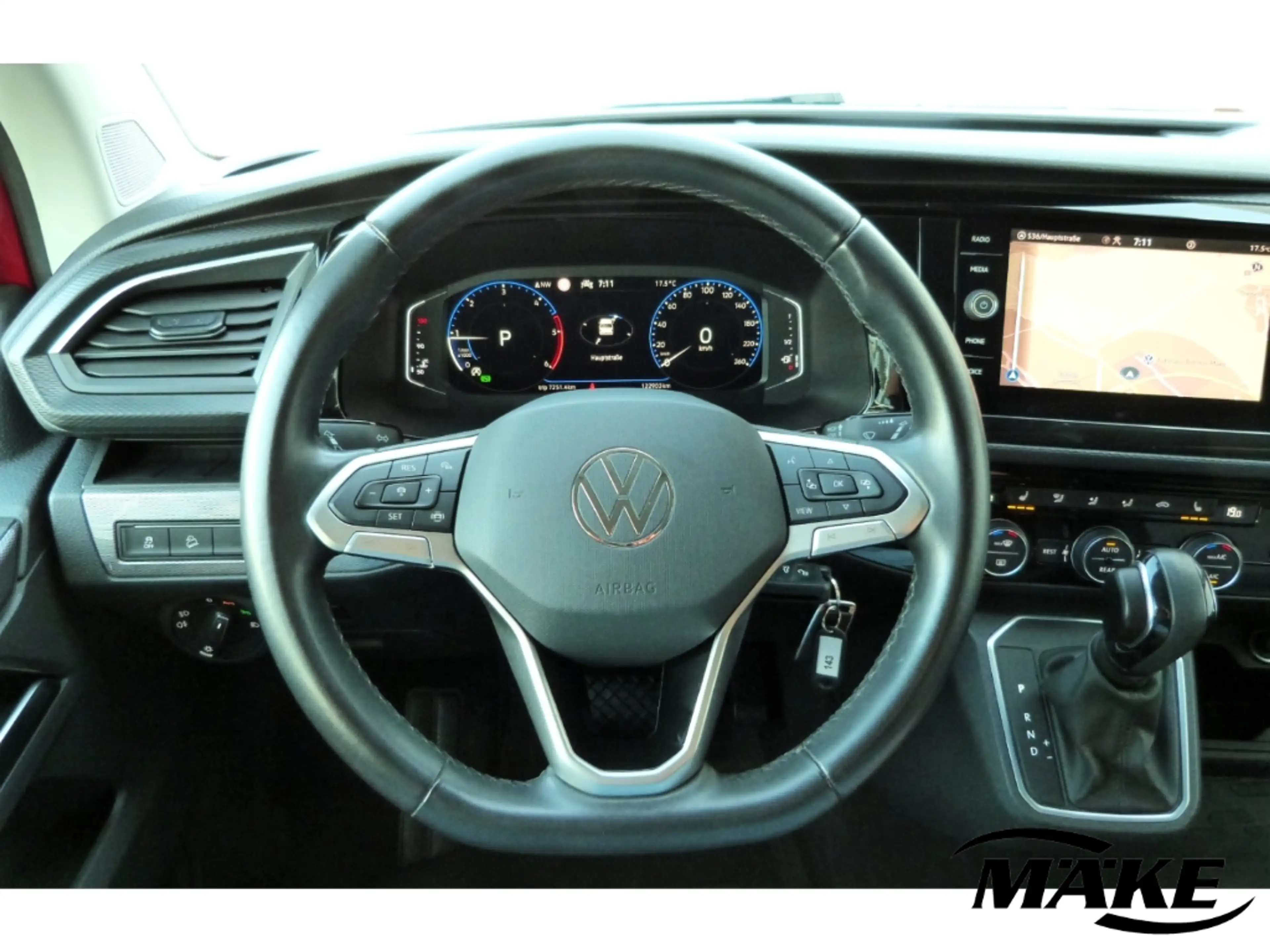 Volkswagen T6.1 Multivan 2.0 TDI DSG,4 Motion,Generation Six,AHK,ACC,Standh — photo 11