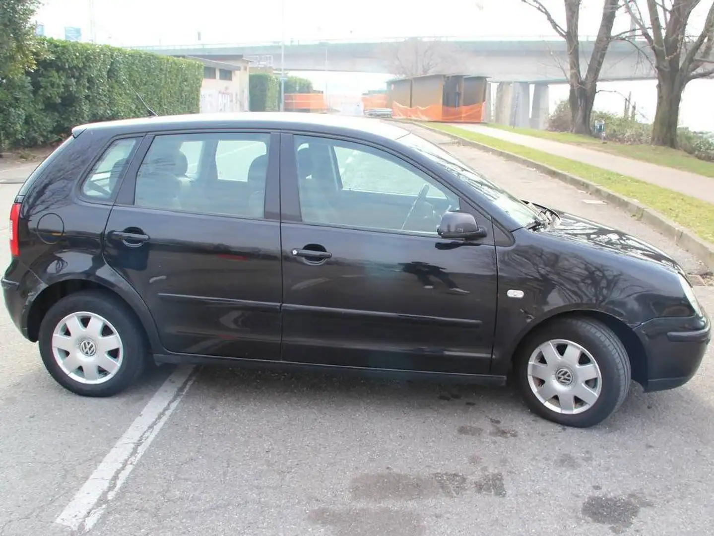 Volkswagen Polo 1.4 TDI Nero - 2