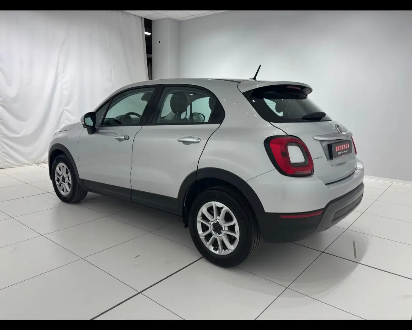 Fiat 500X X 1.0 T3 City Cross Grijs - 2
