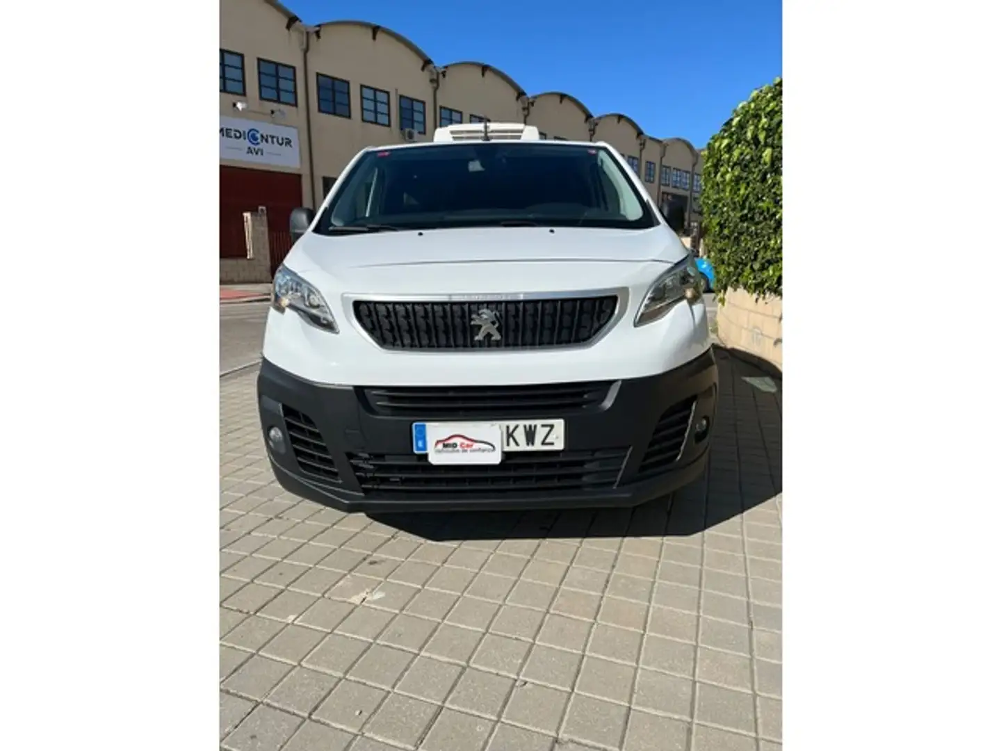Peugeot Expert Fg. Standard 2.0BlueHDi S&S Pro 150 Weiß - 2