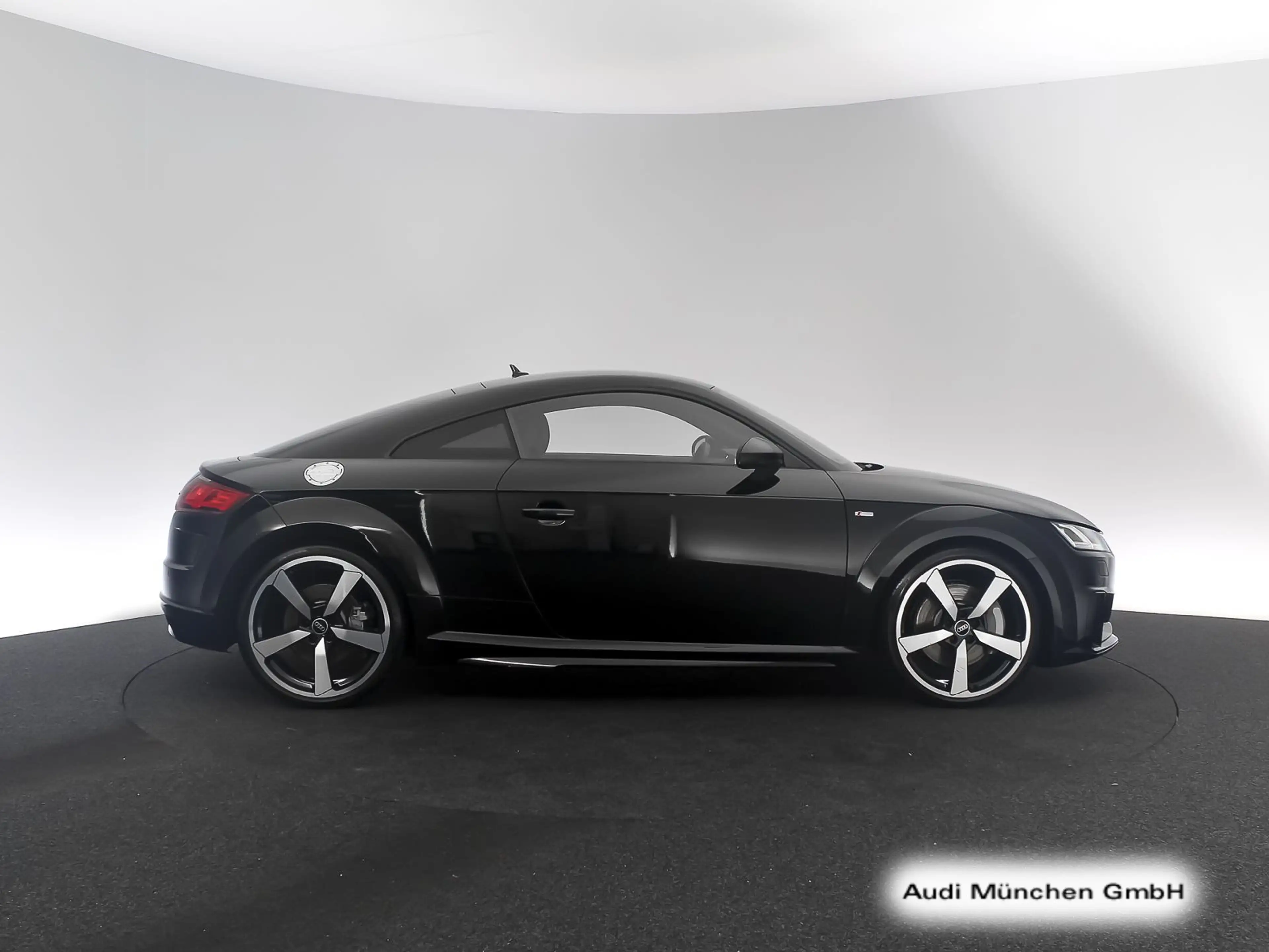 Audi TT 45 TFSI qu. S tronic 2x S line Matrix/N — photo 7