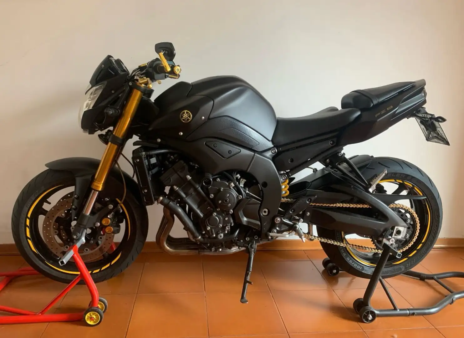Yamaha FZ 8 Naked Negru - 2