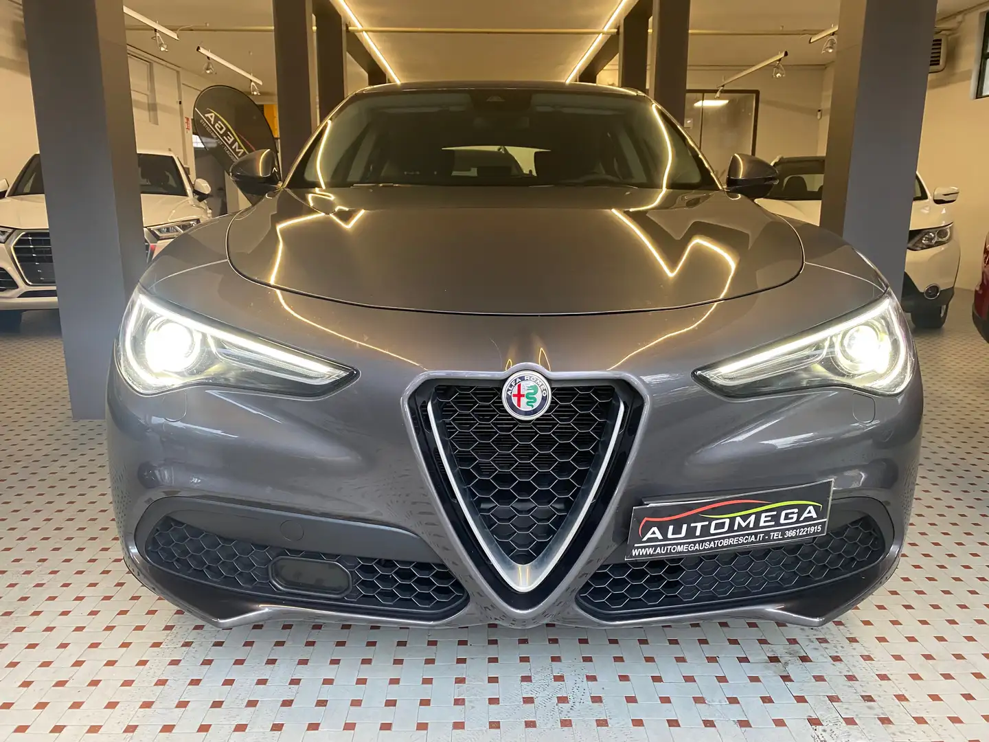 Alfa Romeo Stelvio 2.2 t Super 160cv Aziendale Fiat Gris - 2