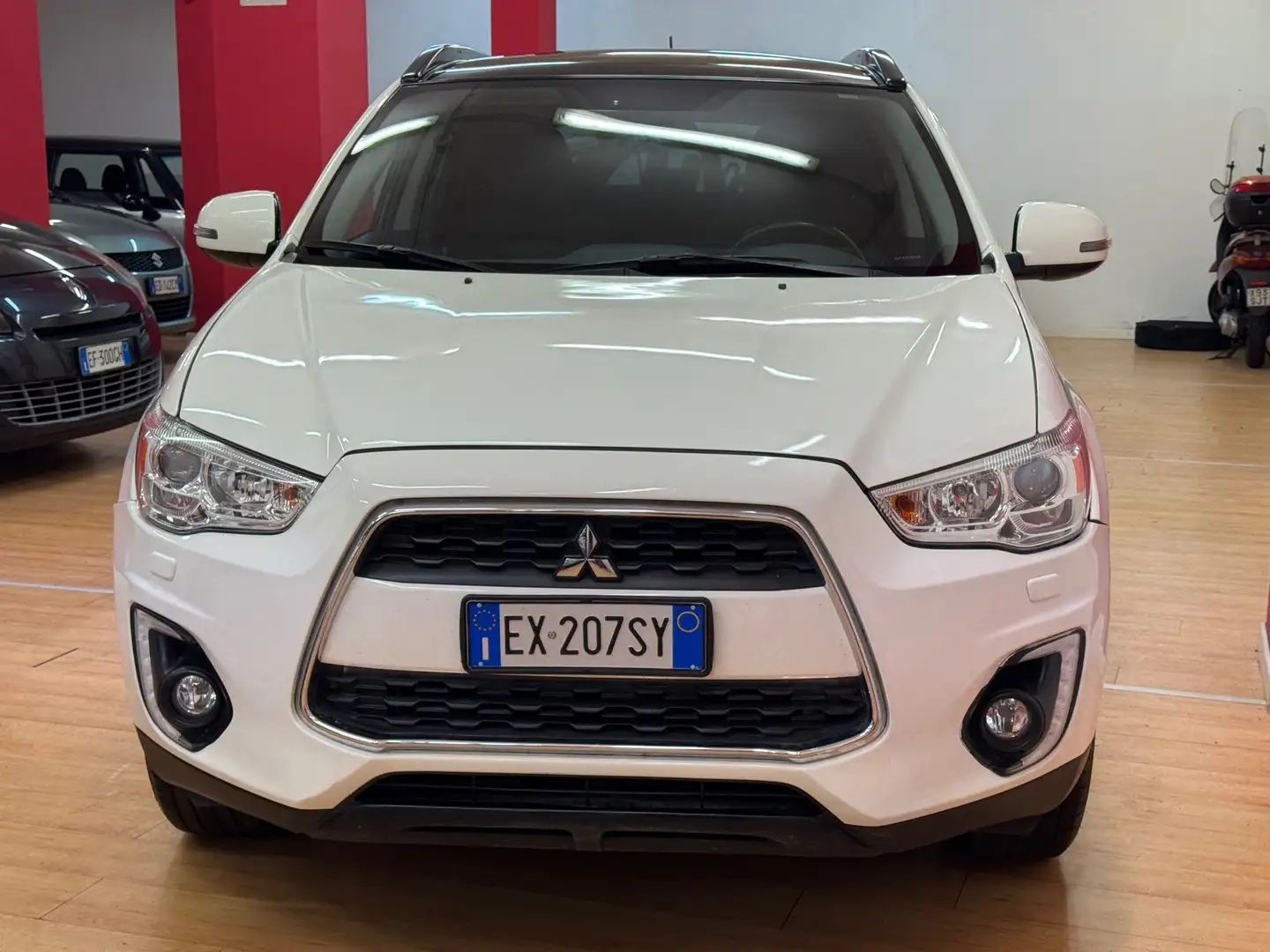 Mitsubishi ASX 1.6 Intense Panoramic bi-fuel Gpl 2wd FL Bílá - 2