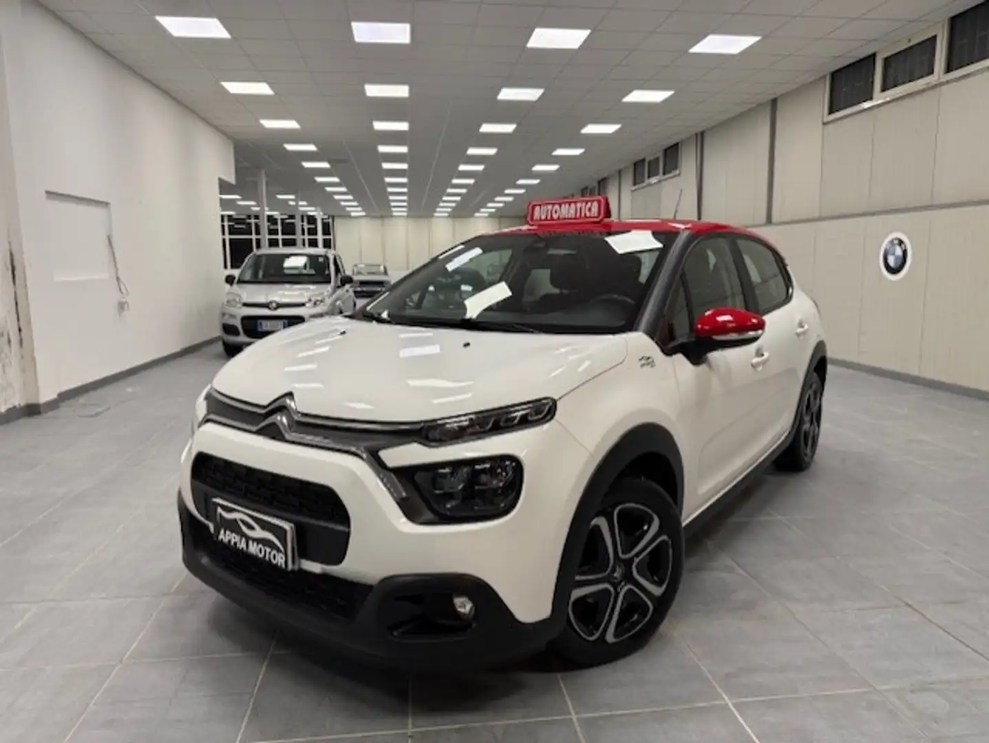 Citroen C3 C3 III 2022 1.2 puretech Shine Pack s Weiß - 1