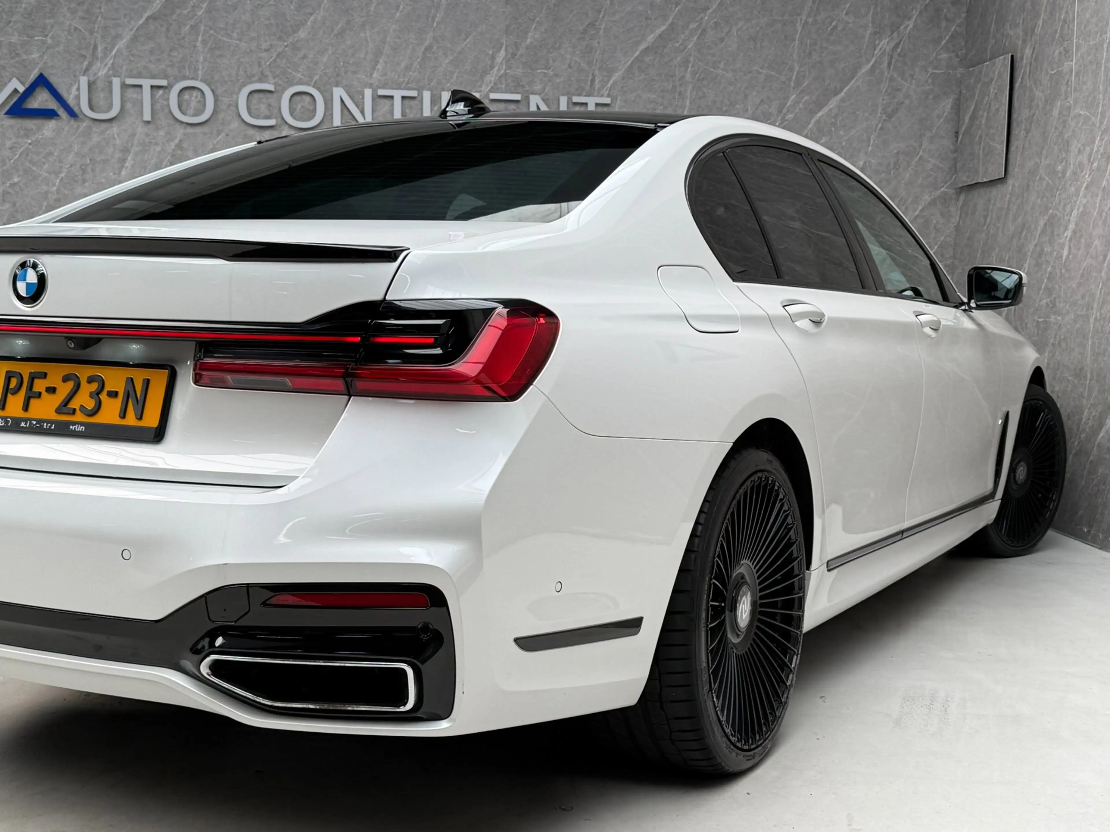 BMW 750 7-serie 750i xDrive 530 PK / Dealer Onderhouden — photo 7