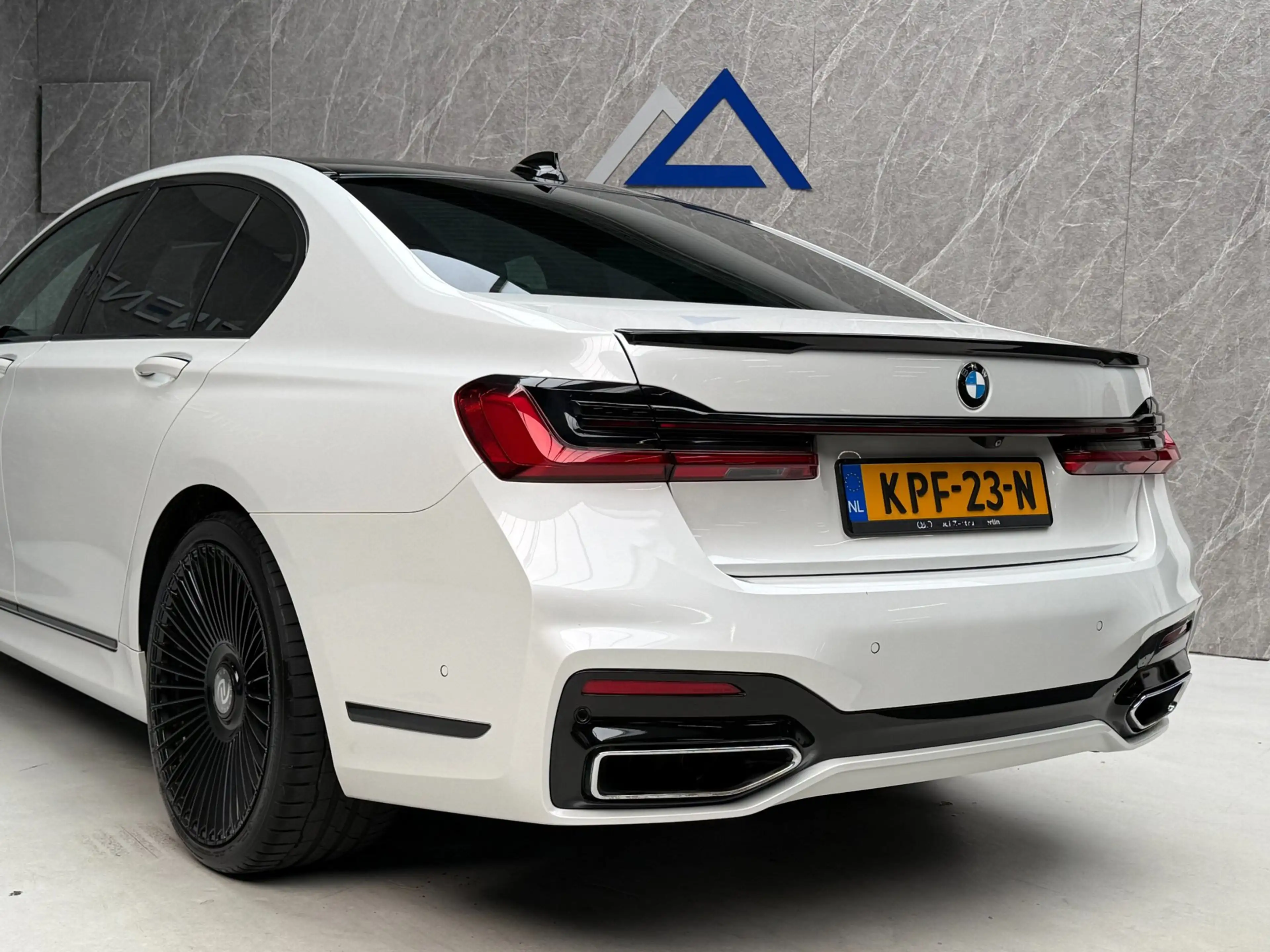 BMW 750 7-serie 750i xDrive 530 PK / Dealer Onderhouden — photo 9