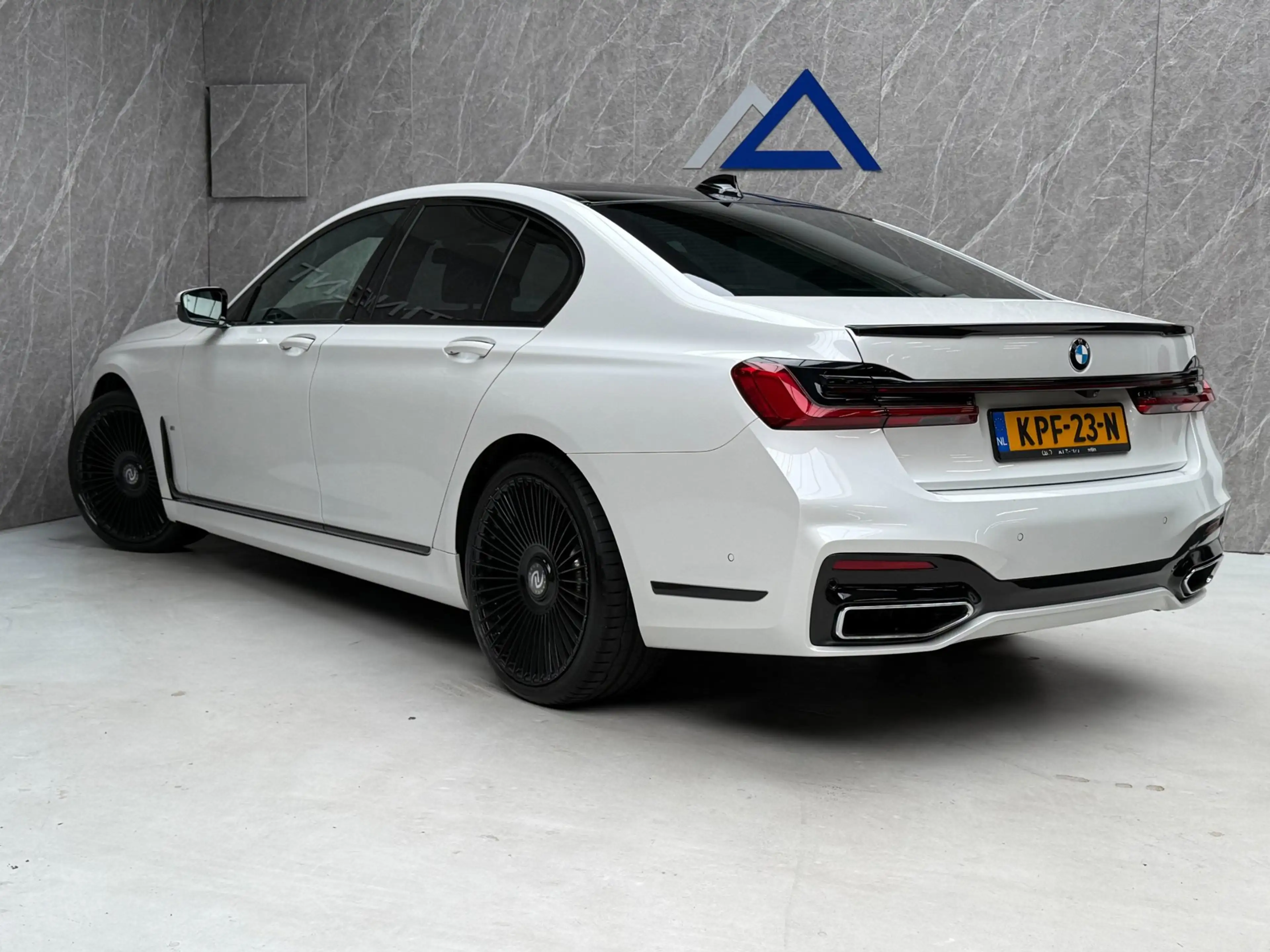 BMW 750 7-serie 750i xDrive 530 PK / Dealer Onderhouden — photo 2