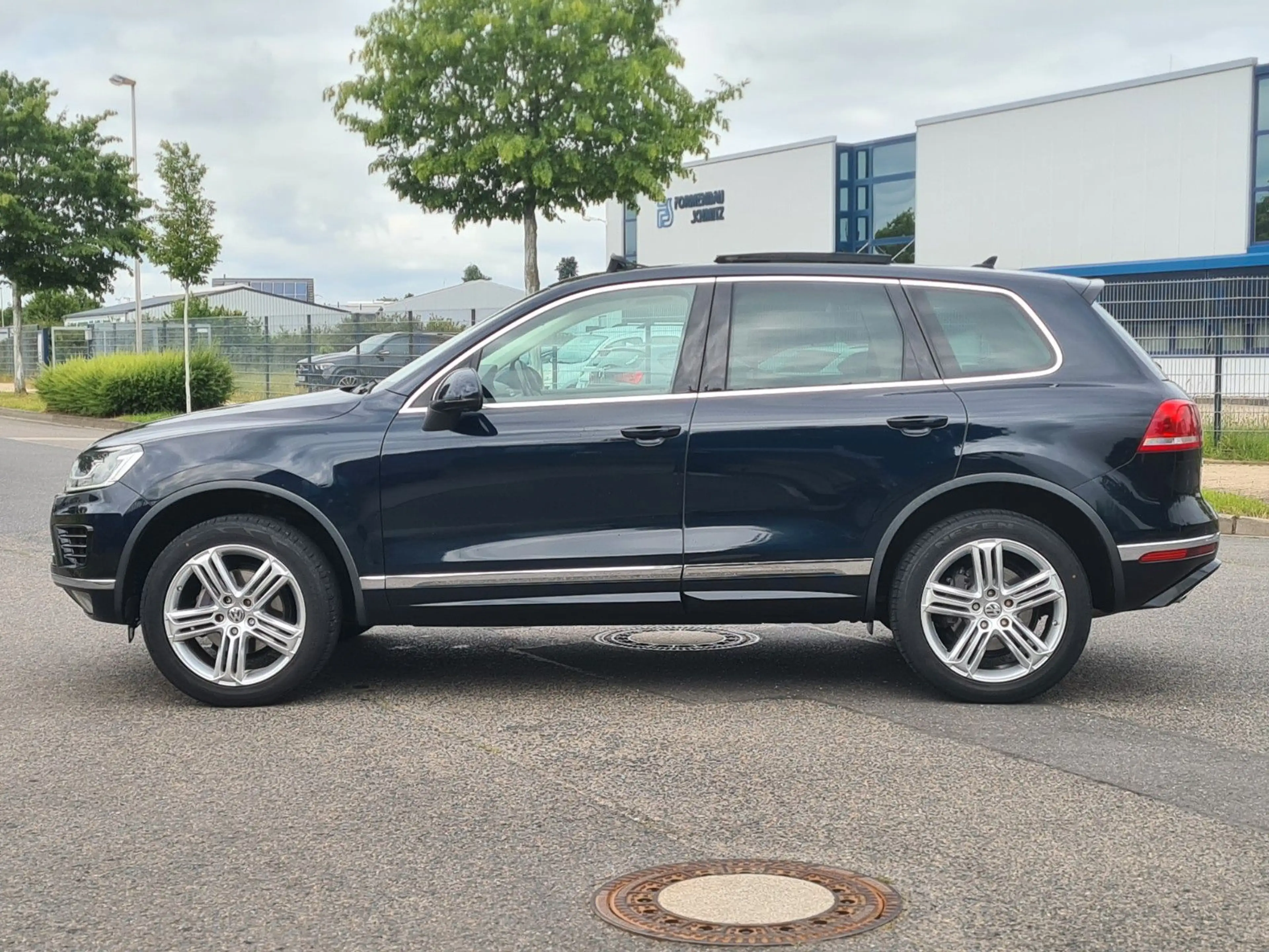Volkswagen Touareg V6 R-Line TerrainTech 4Motion*Garantie* — photo 2