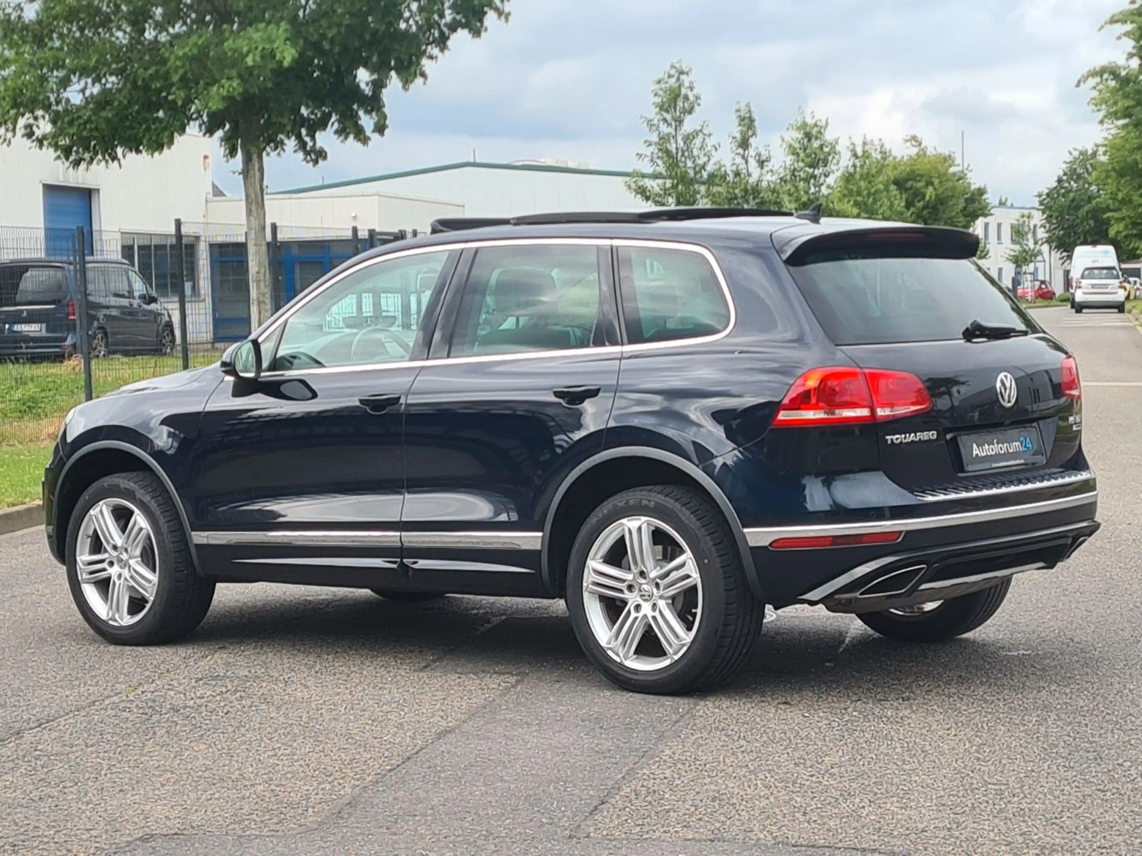 Volkswagen Touareg V6 R-Line TerrainTech 4Motion*Garantie* — photo 3