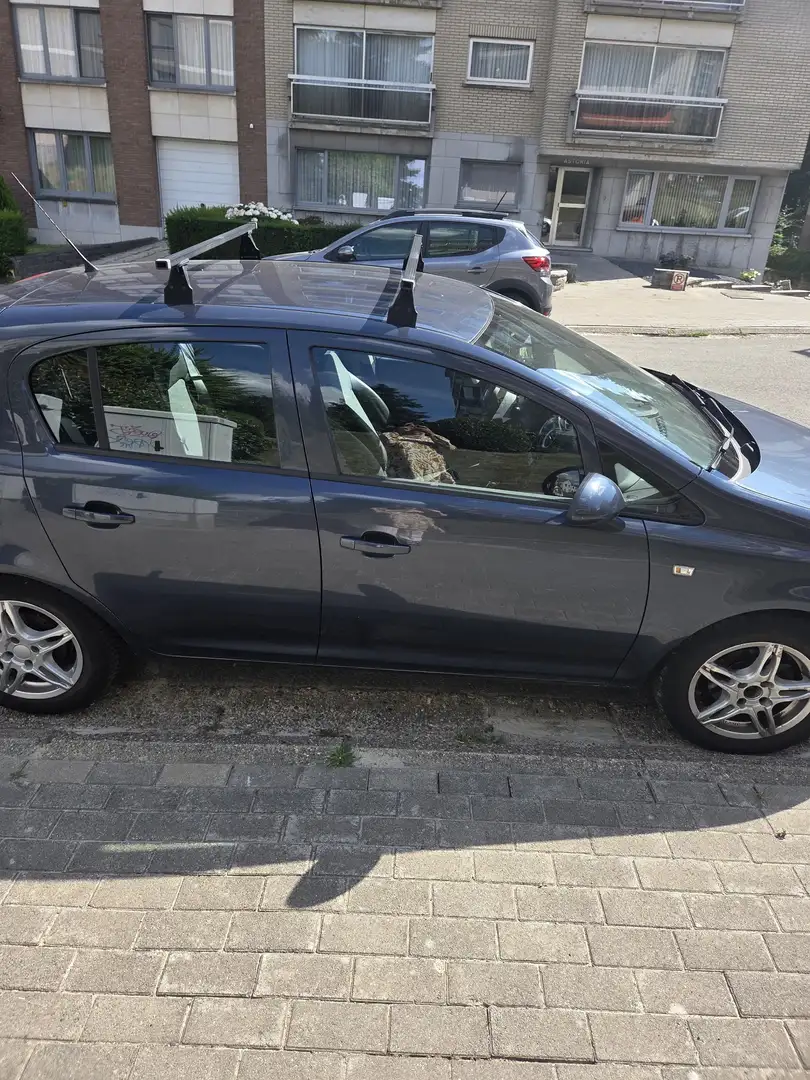 Opel Corsa 1.4i Black Edition - 2