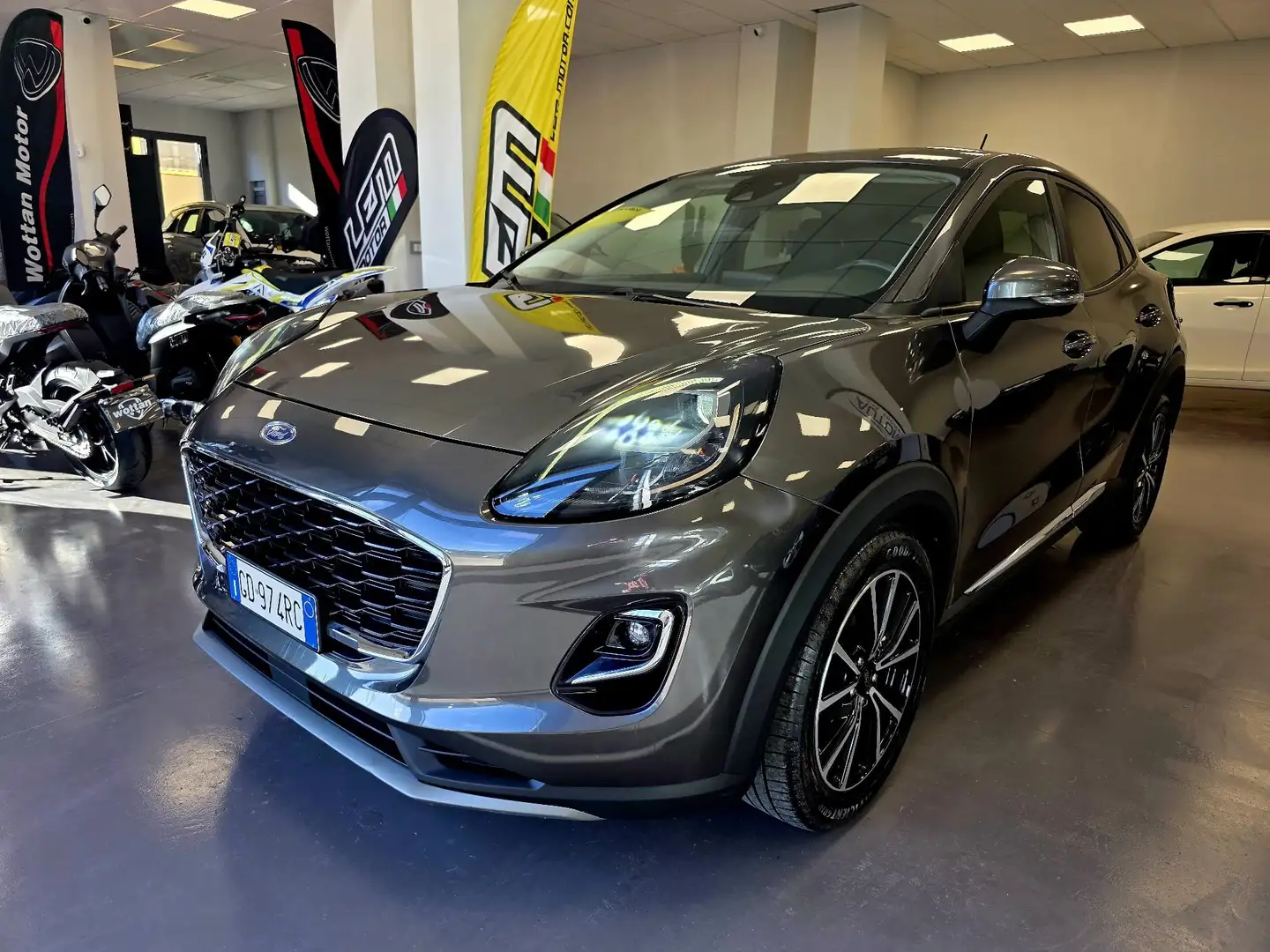 Ford Puma Puma II 2020 1.0 ecoboost h Titanium s Gris - 2
