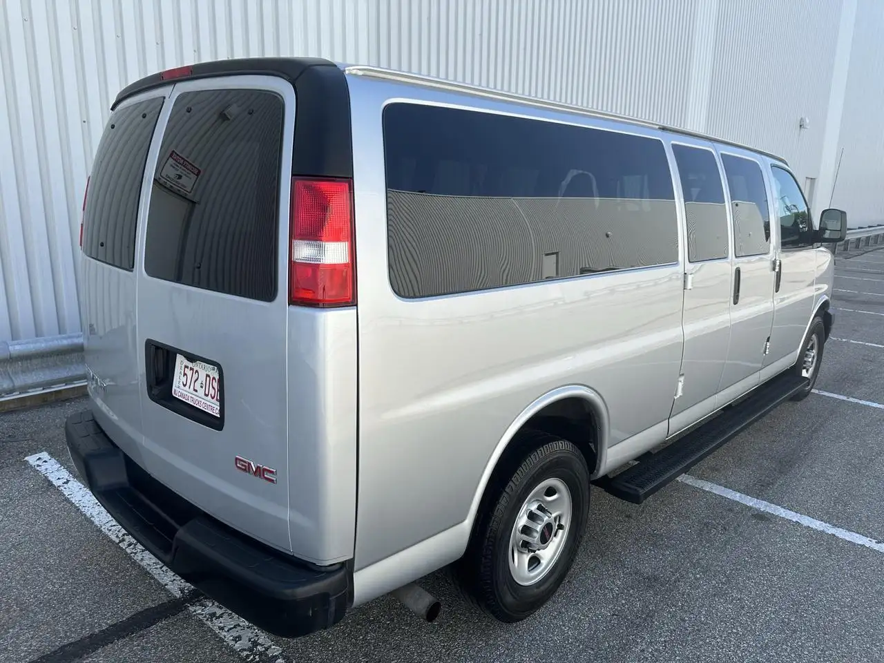 GMC Savana fotografie GMC Savana