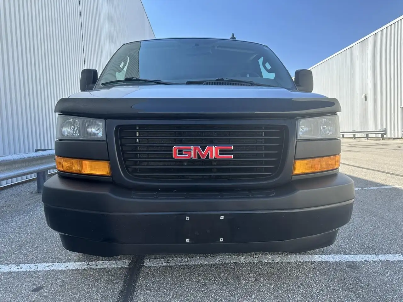 GMC Savana fotografie GMC Savana