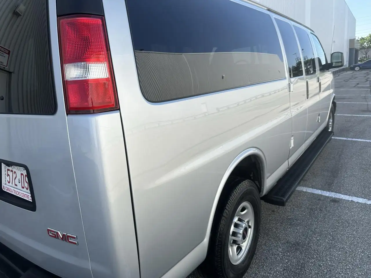 GMC Savana fotografie GMC Savana