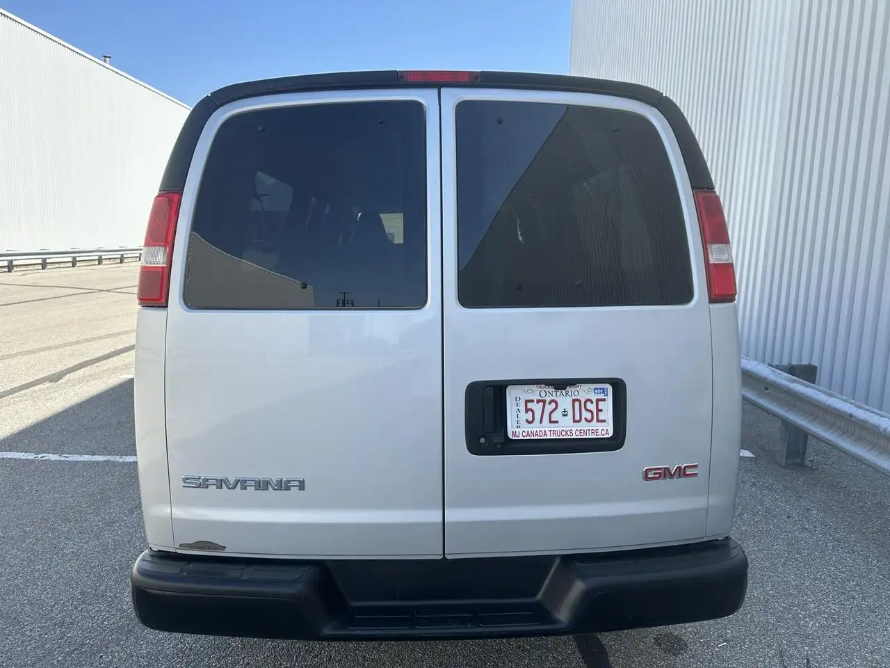 GMC Savana fotografie GMC Savana