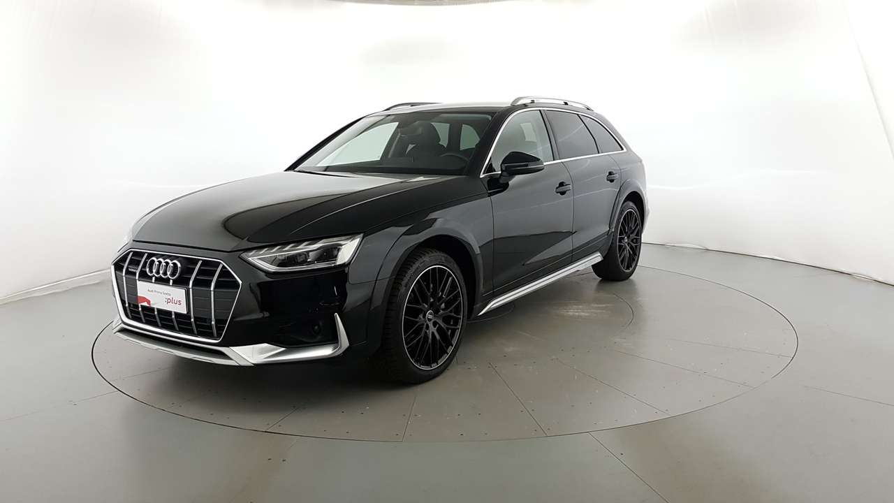 Audi A4 allroad 40 2.0 tdi mhev Identity Contrast quattro 204cv s