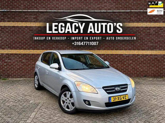 Kia Ceed / cee'd 1.4 X-ecutive - Airco - Rijdt & schakelt goed - Tr