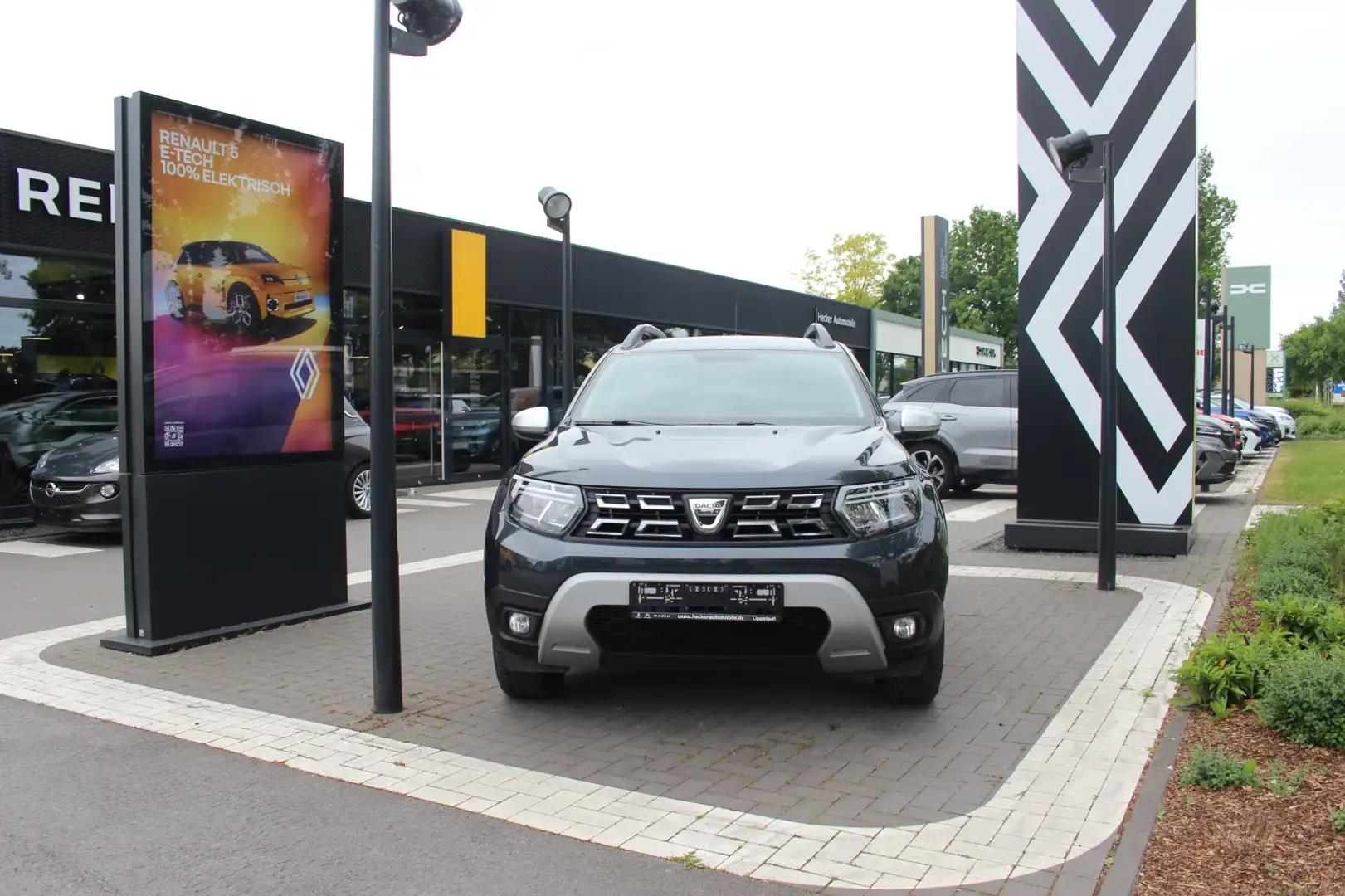 Dacia Duster II 1.0 TCe 100 LPG Prestige 2WD *Carplay*Kamera* Gris - 2