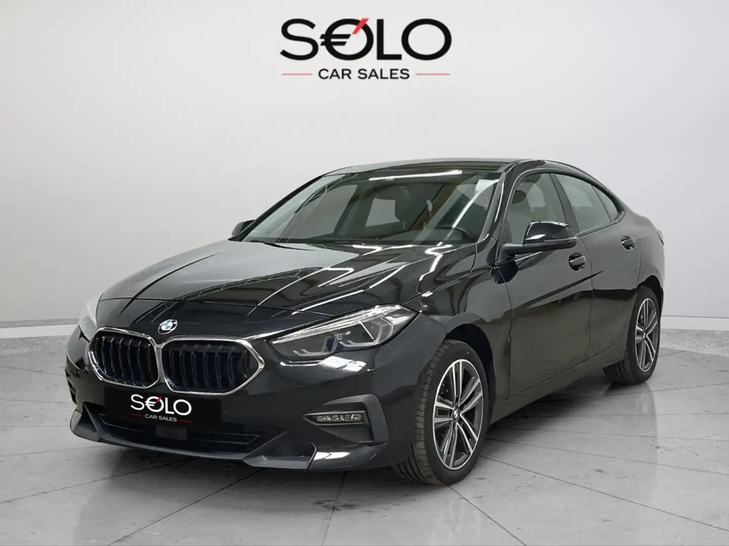 BMW 218 218iA Negro - 1
