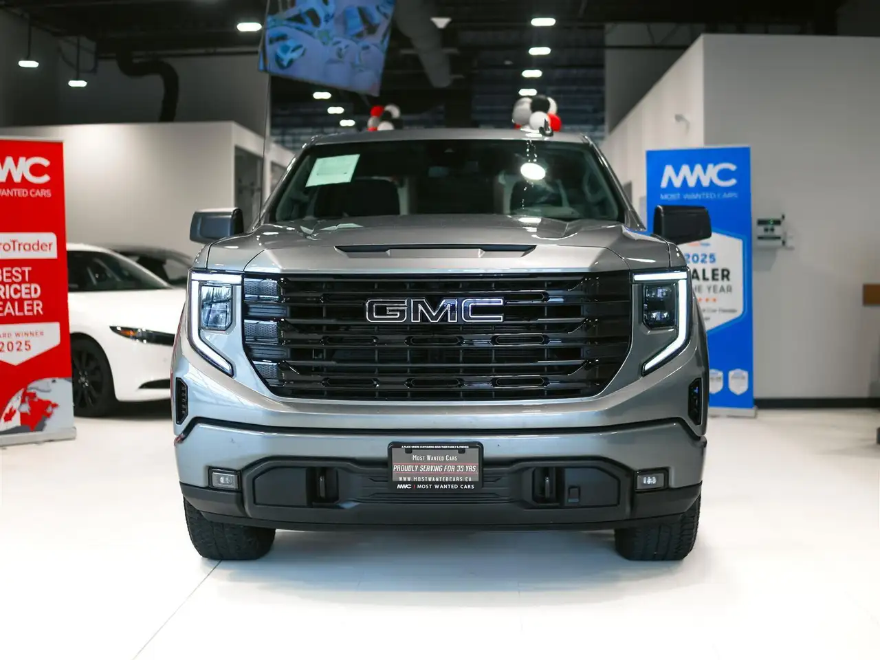 GMC Sierra 1500 снимка GMC Sierra 1500