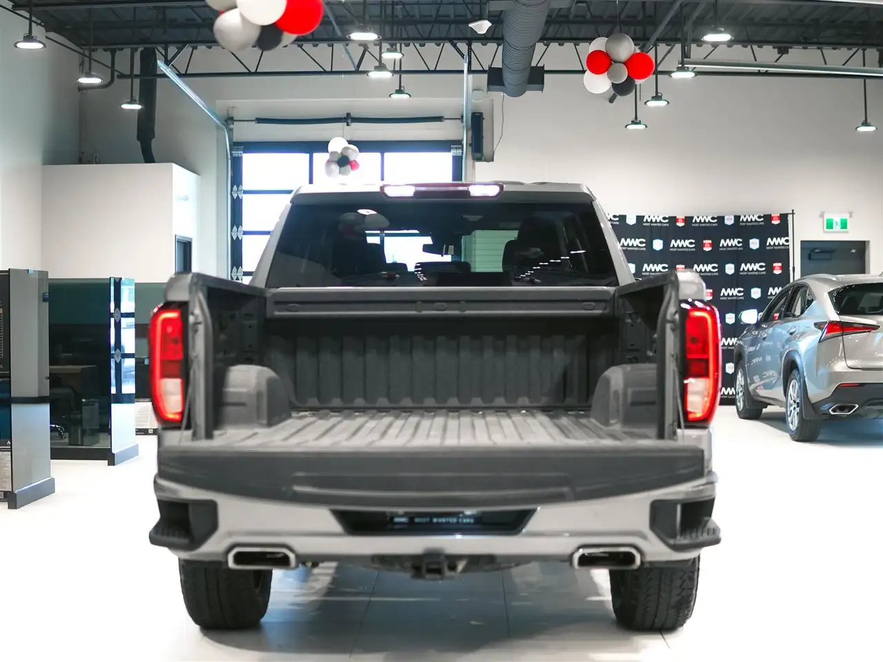 GMC Sierra 1500 снимка GMC Sierra 1500