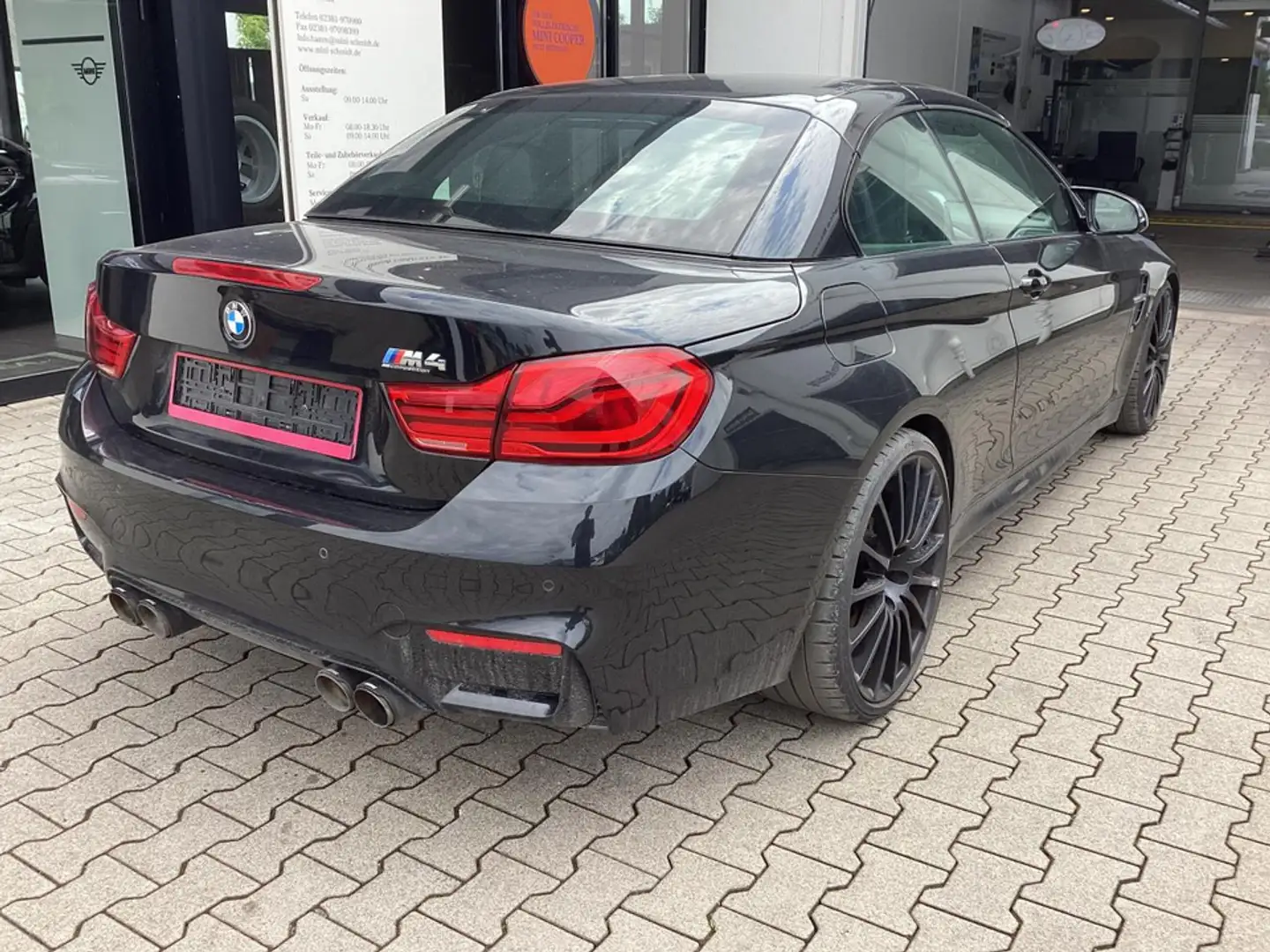 BMW M4 Cabrio + GARANTIE Schwarz - 2