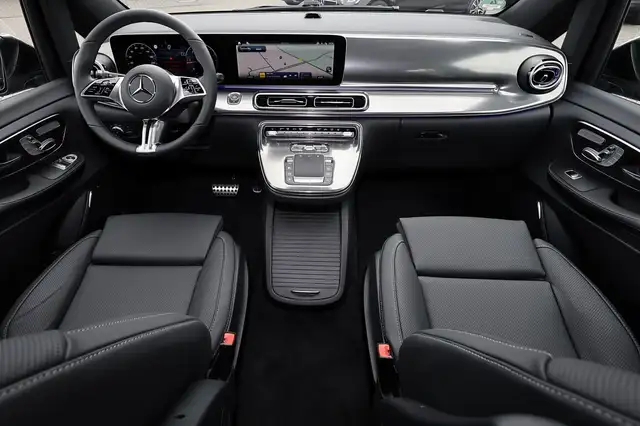 Mercedes-Benz V-Class view 5