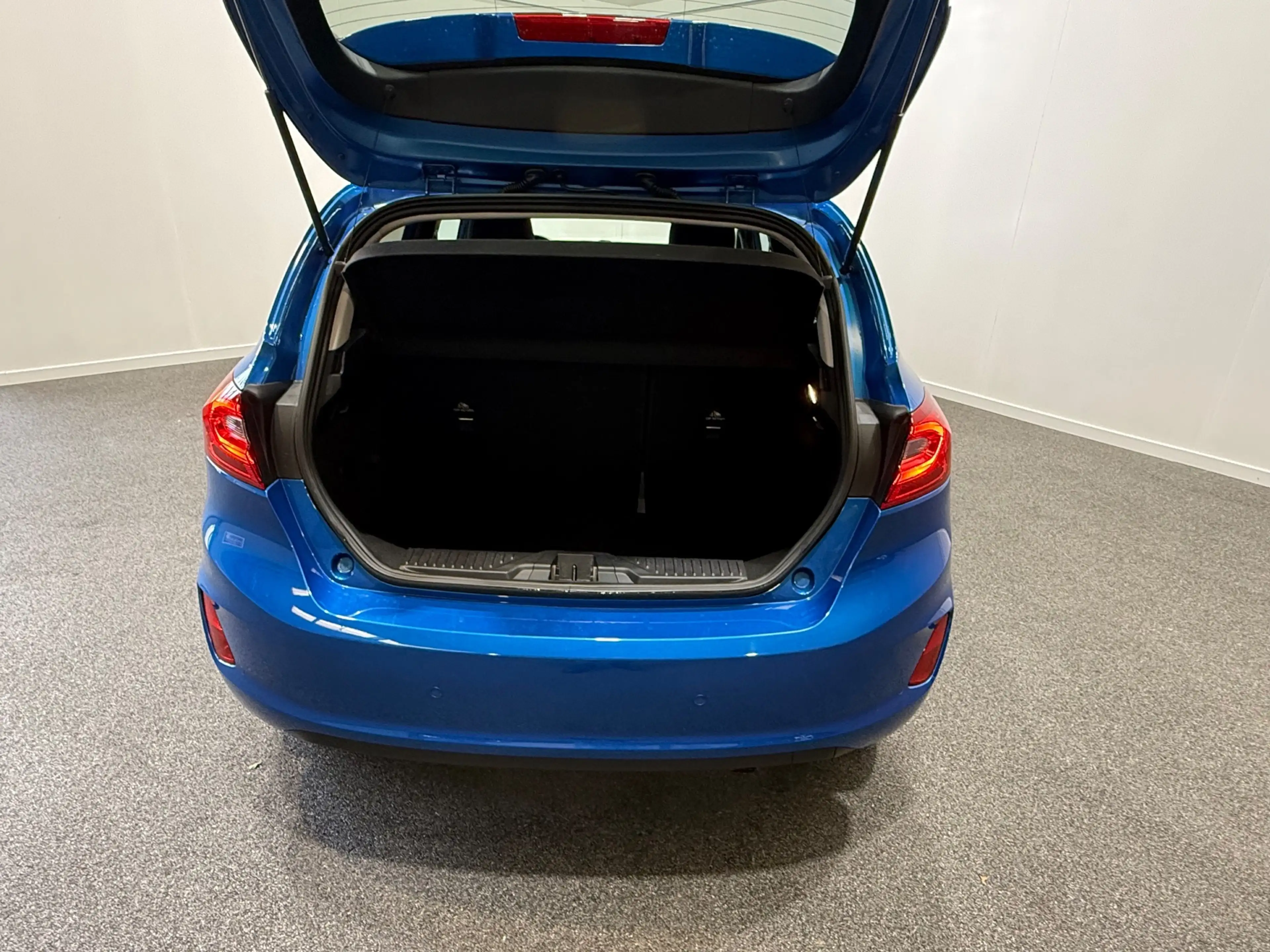 Ford Fiesta 1.0 EcoBoost Titanium — photo 25