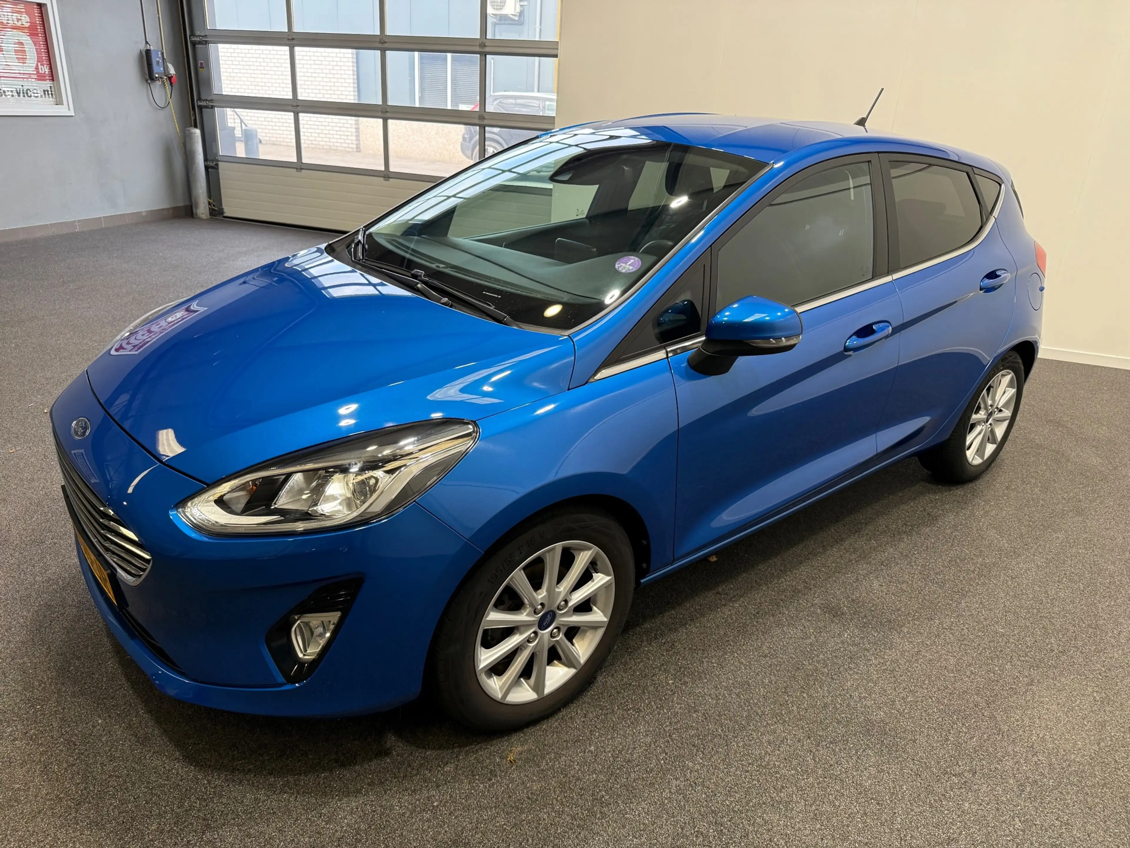 Ford Fiesta 1.0 EcoBoost Titanium — photo 4