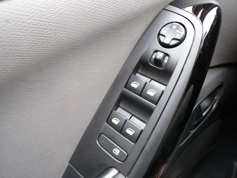 Citroen C4 SpaceTourer 1.2 130cv Rouge 03/20 B.Auto Airco Bluetooth — photo 15