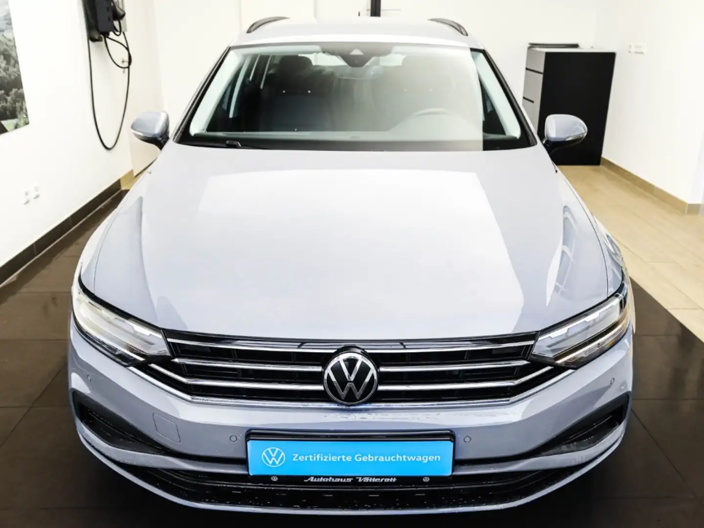Volkswagen Passat Variant 2.0 TDI Conceptline Navi Kamera Grau - 2