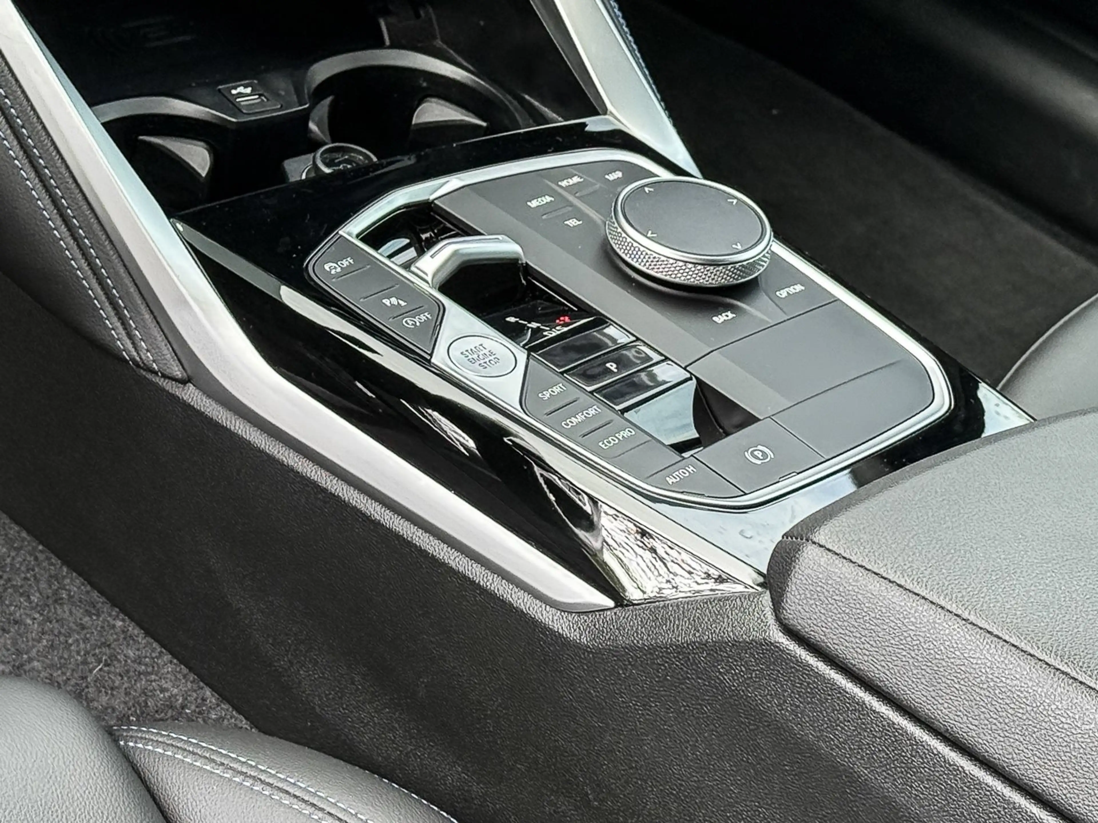 BMW 230 i NAVI+LED+DAB+SOUND SYSTEM+PDC+V+H — photo 11