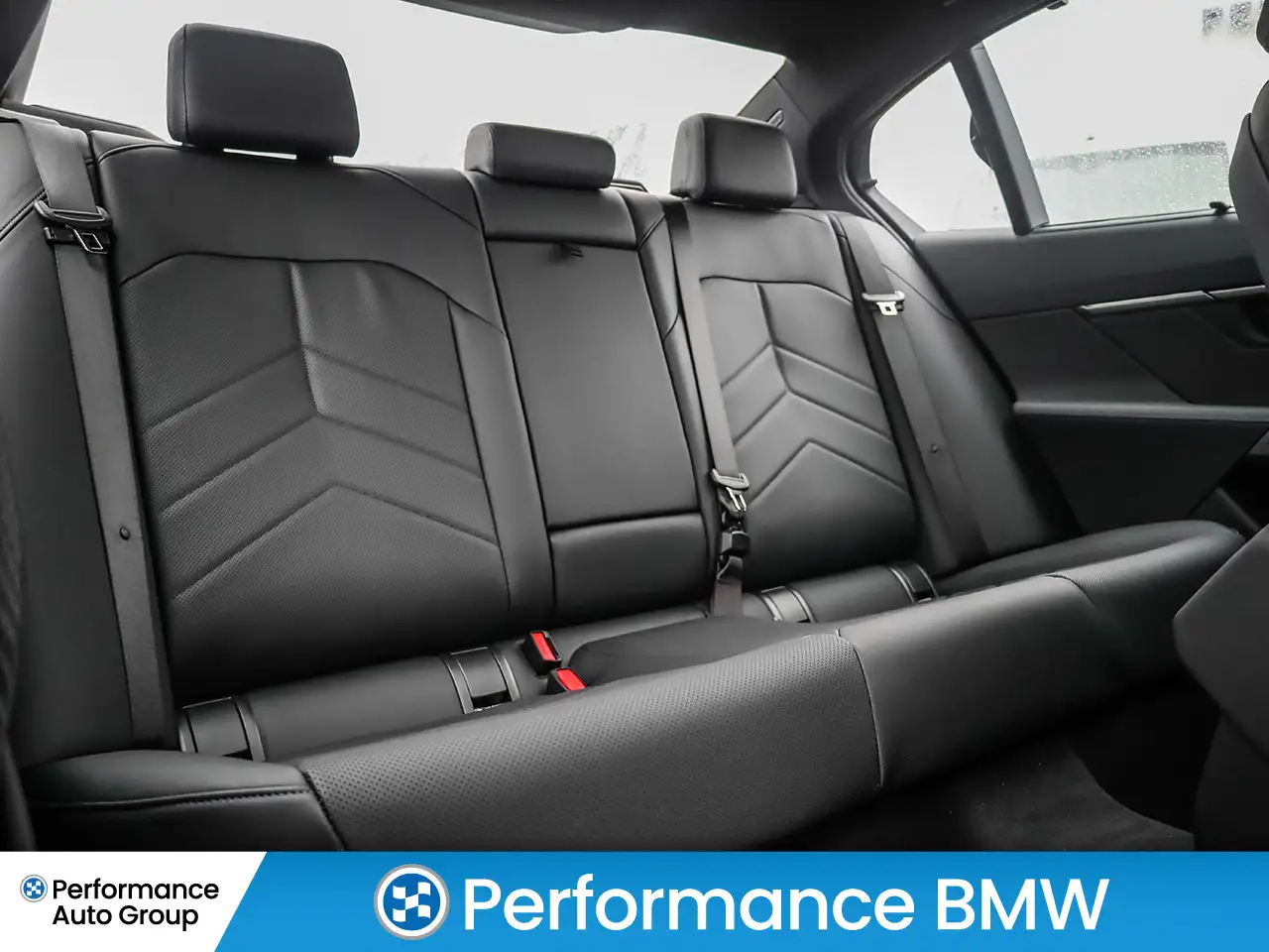 BMW 5 Series photo BMW 5 Series