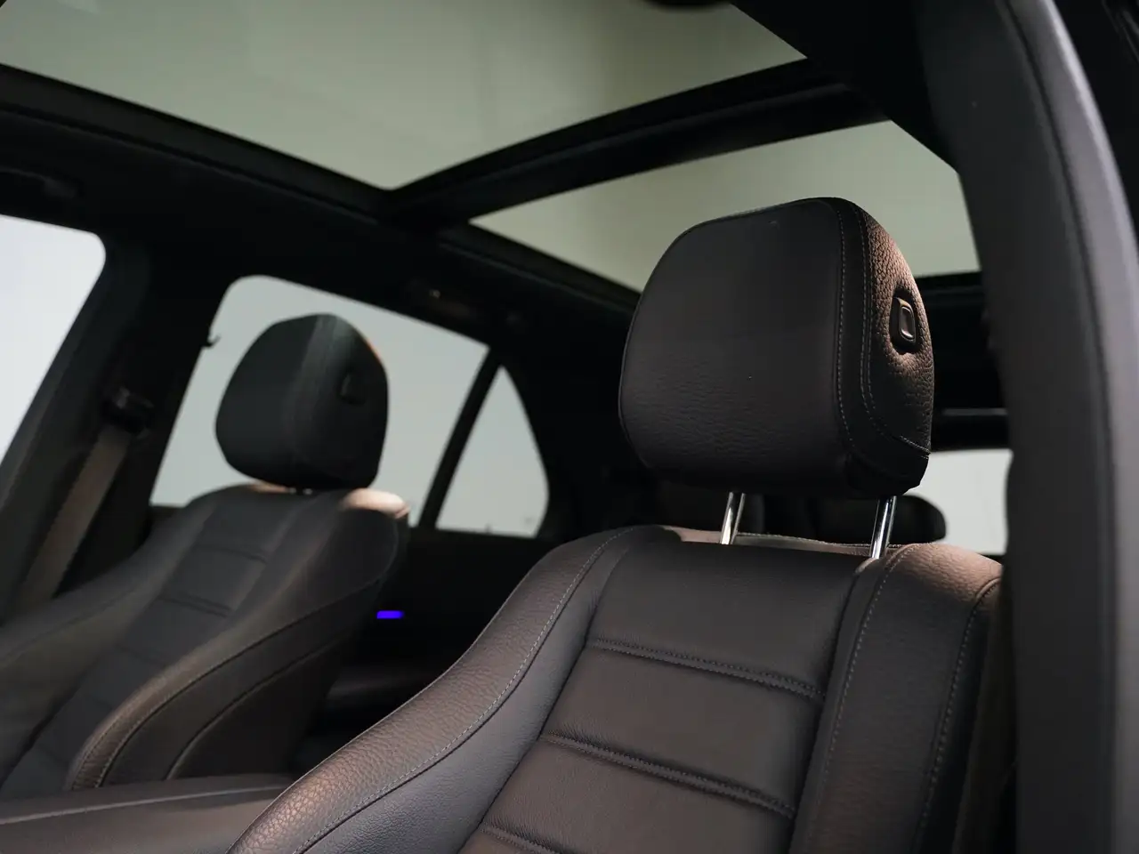 Mercedes-Benz GLE снимка Mercedes-Benz GLE