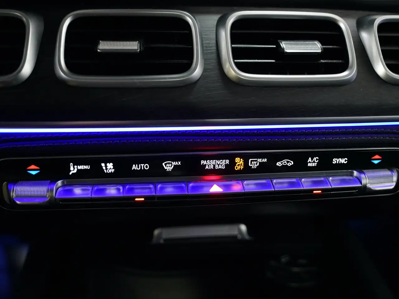 Mercedes-Benz GLE снимка Mercedes-Benz GLE