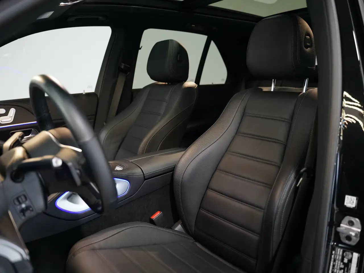 Mercedes-Benz GLE снимка Mercedes-Benz GLE