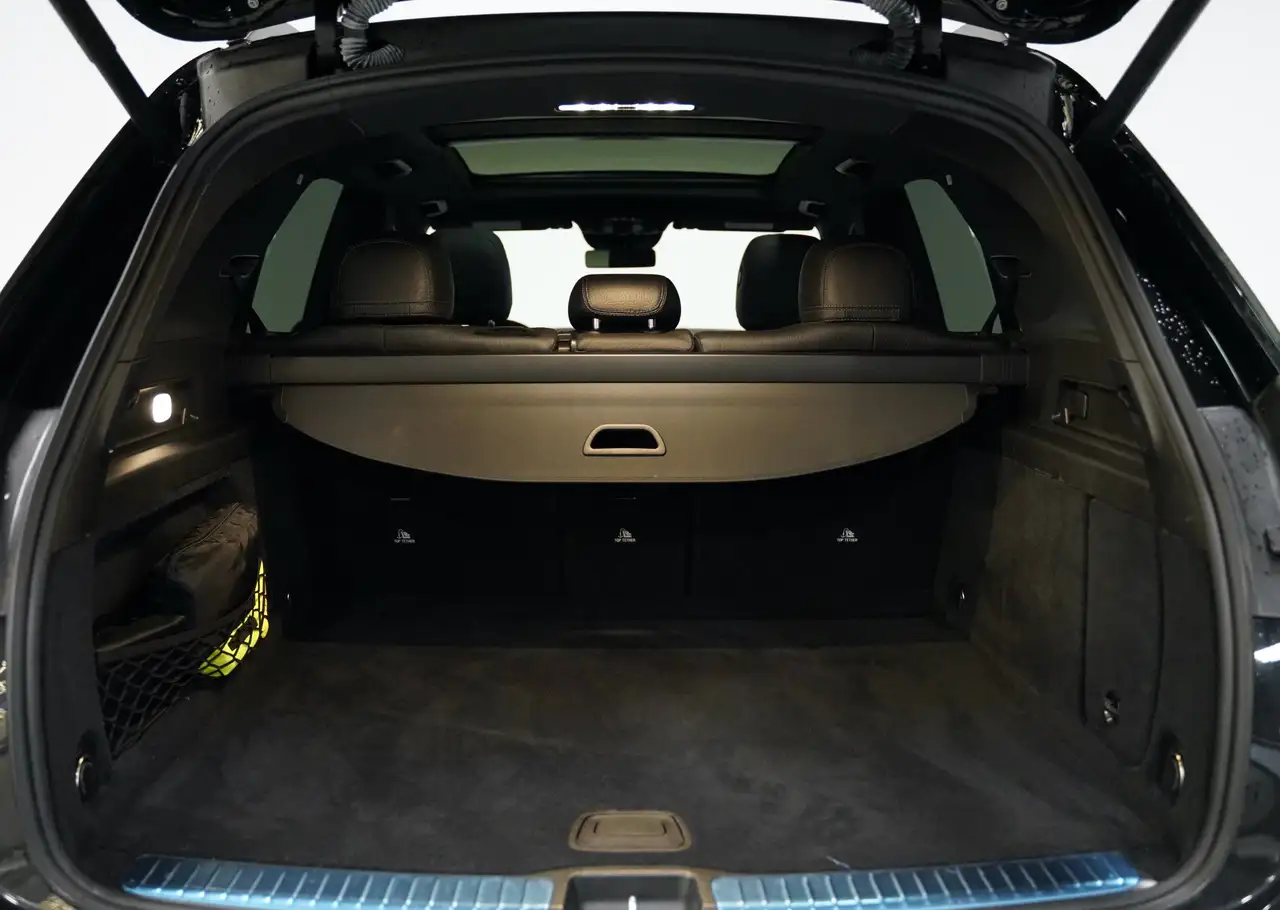 Mercedes-Benz GLE снимка Mercedes-Benz GLE