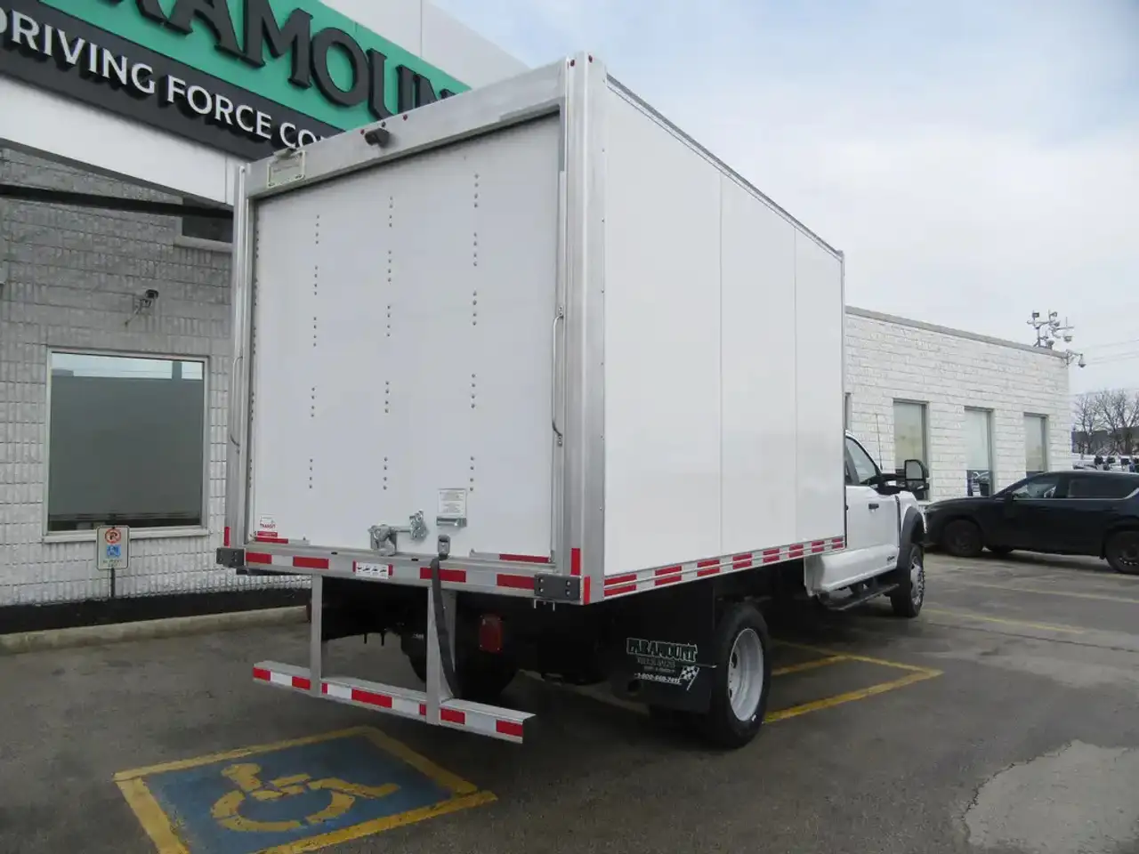 Ford F 550 снимка Ford F 550