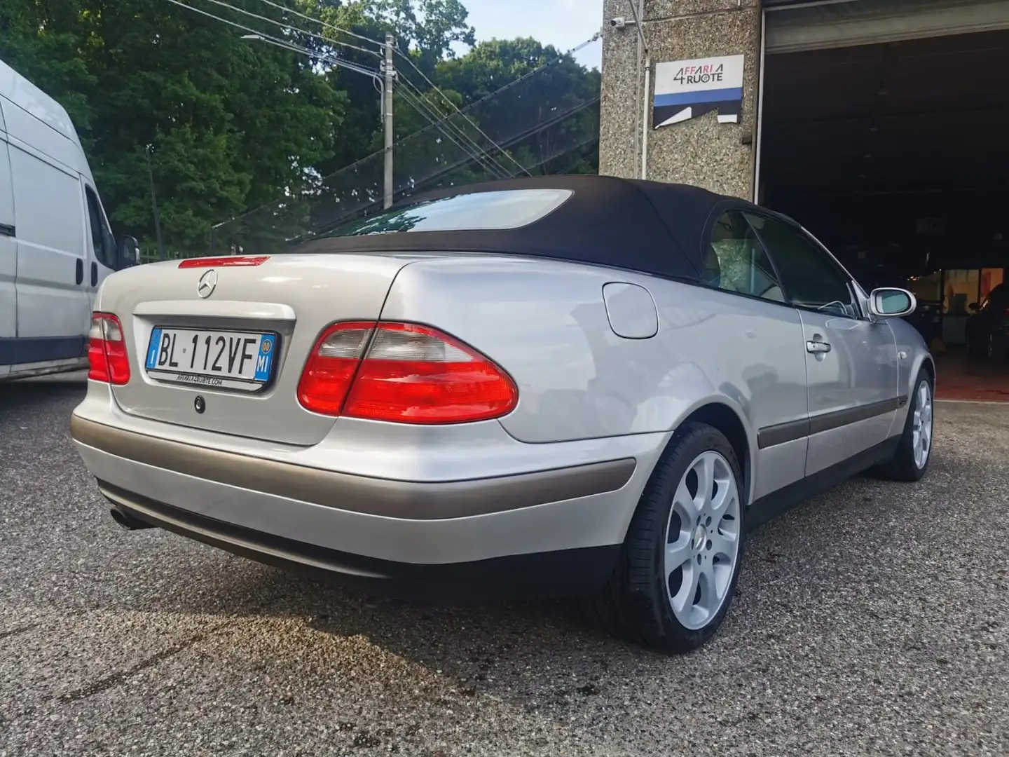 Mercedes-Benz CLK 200 CLK Cabriolet - A208 Cabrio k Elegance Argento - 2