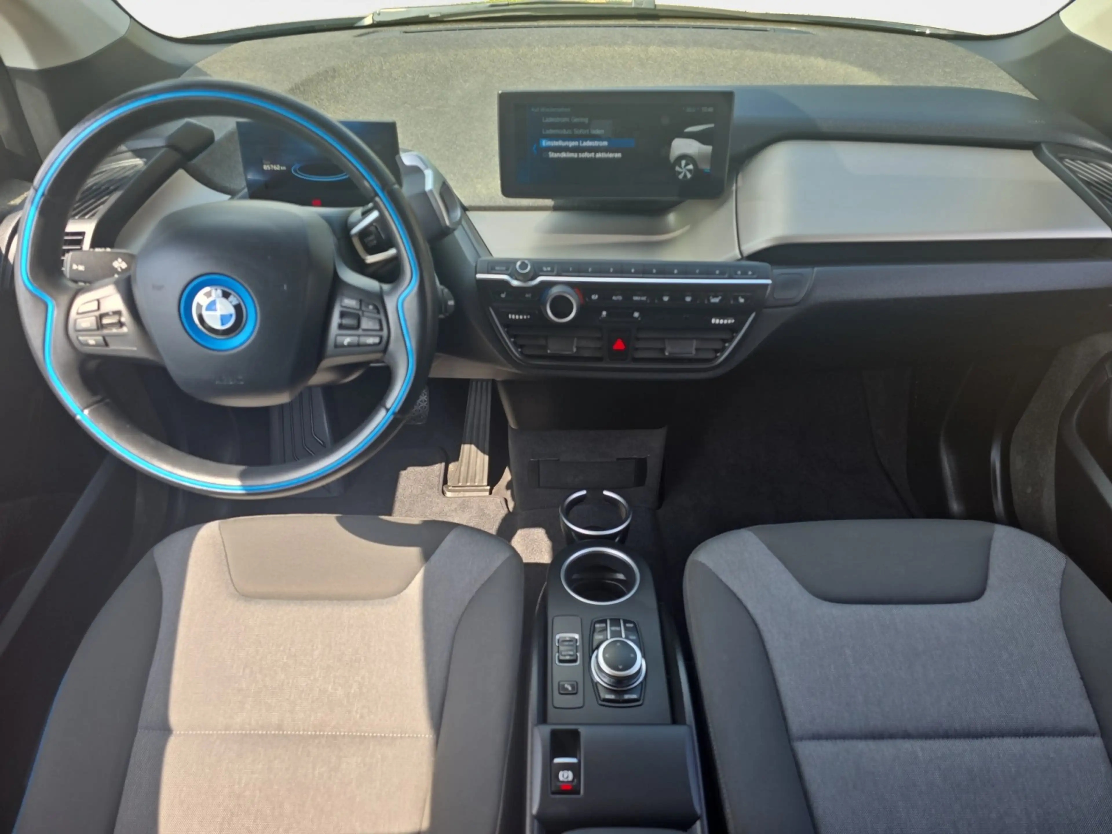 BMW i3 Basis — photo 11