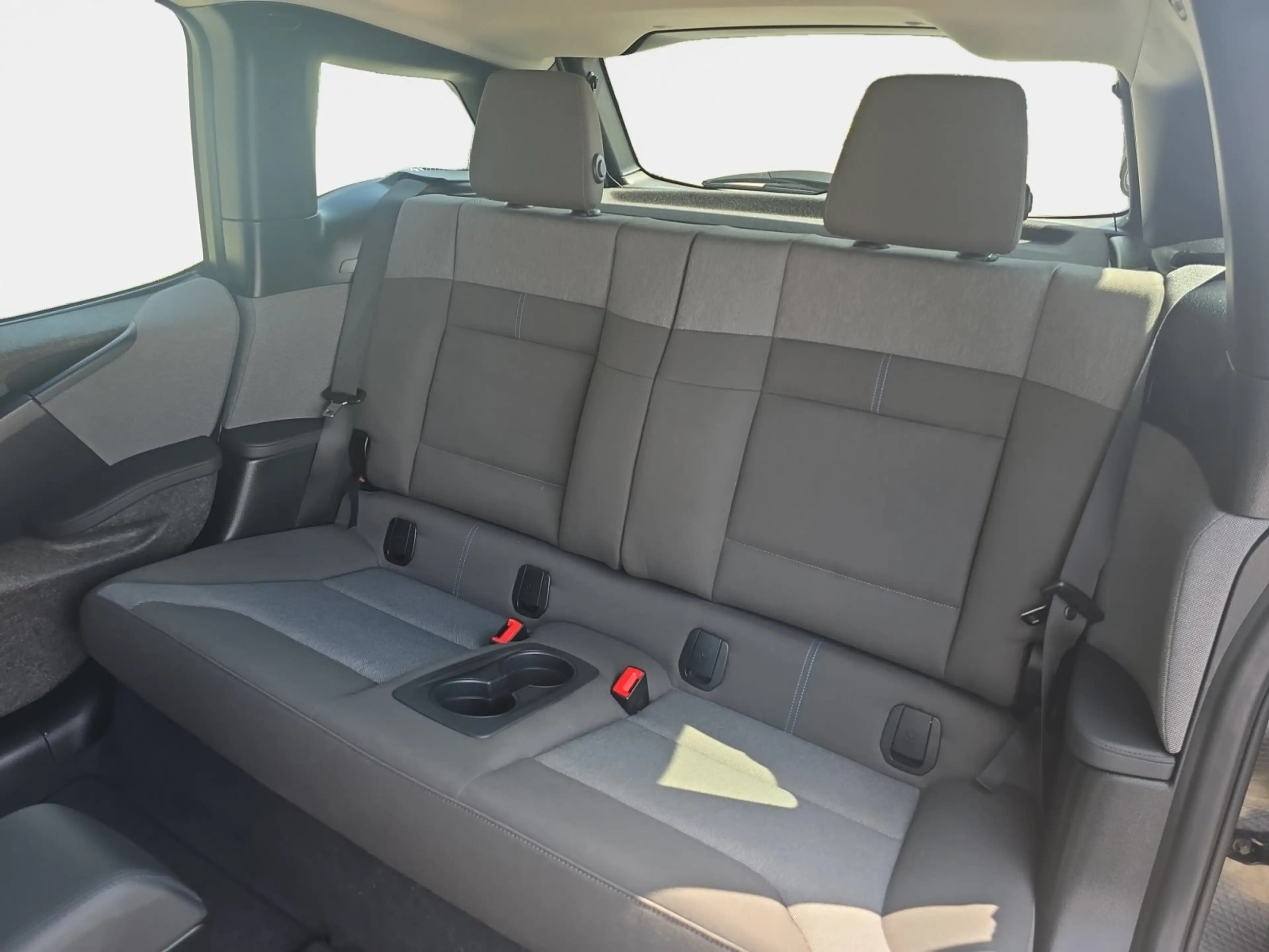 BMW i3 Basis — photo 14