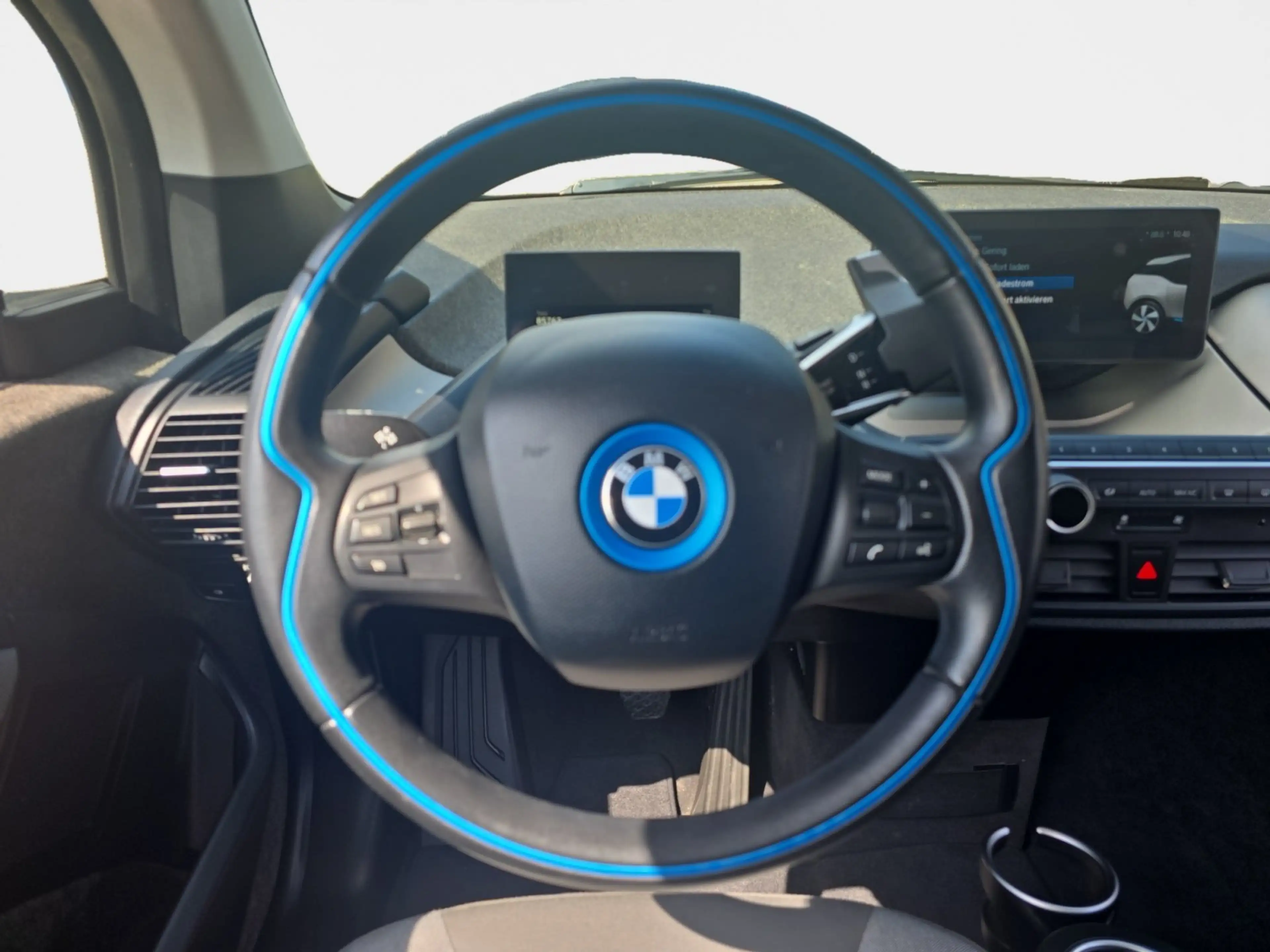 BMW i3 Basis — photo 13