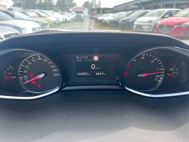 Peugeot 308 view 14