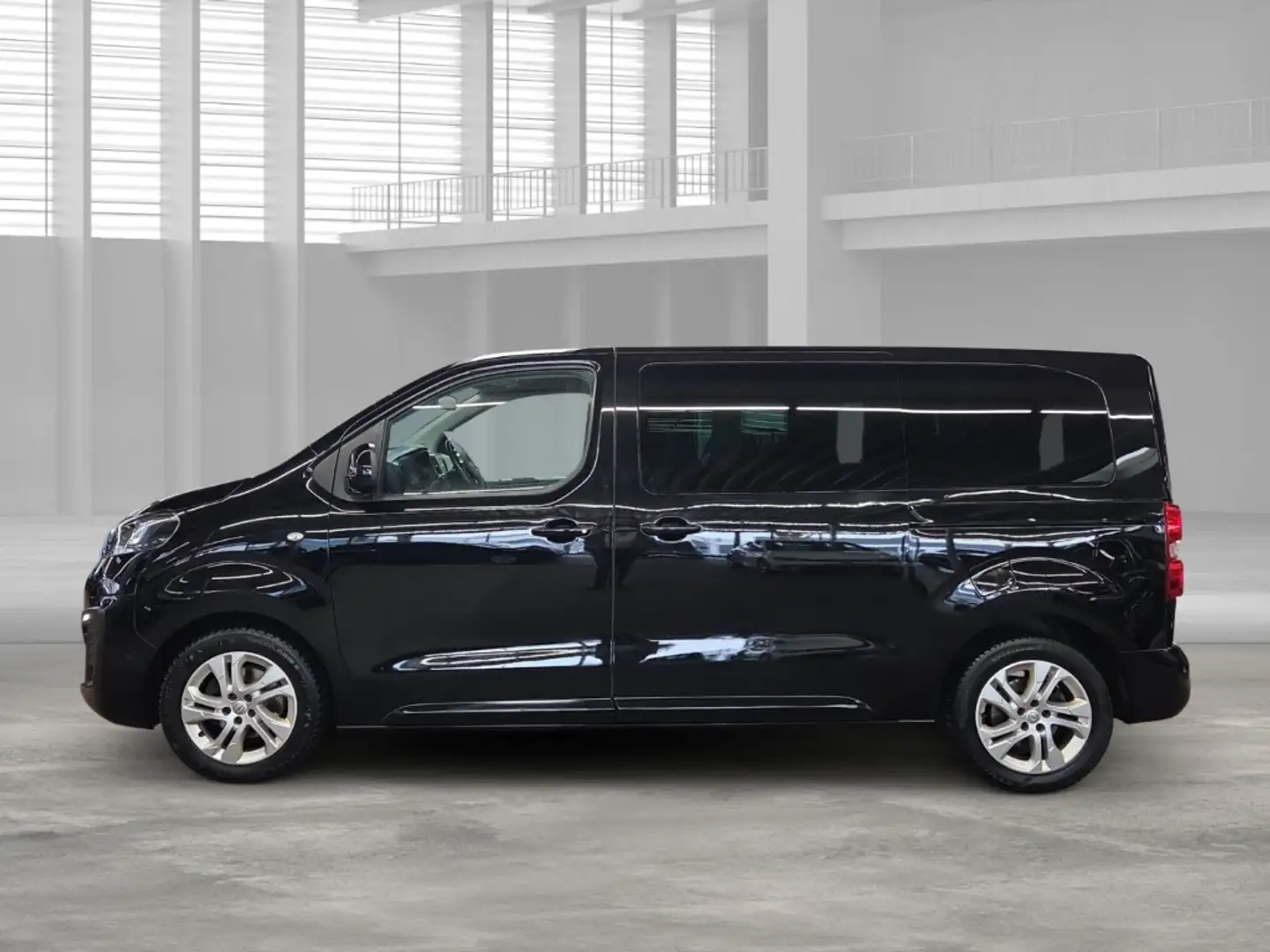 Opel Zafira Zafria Selection 1.5 D HUD Bi-Xenon Apple CarPlay Noir - 2